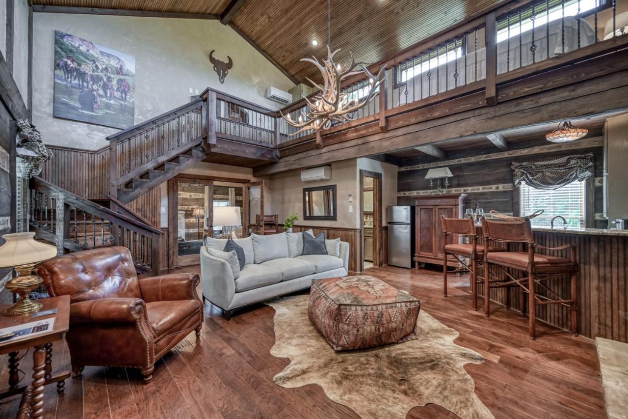 Luxury 23-ac Ranch Casita w/Hot tub! view 5