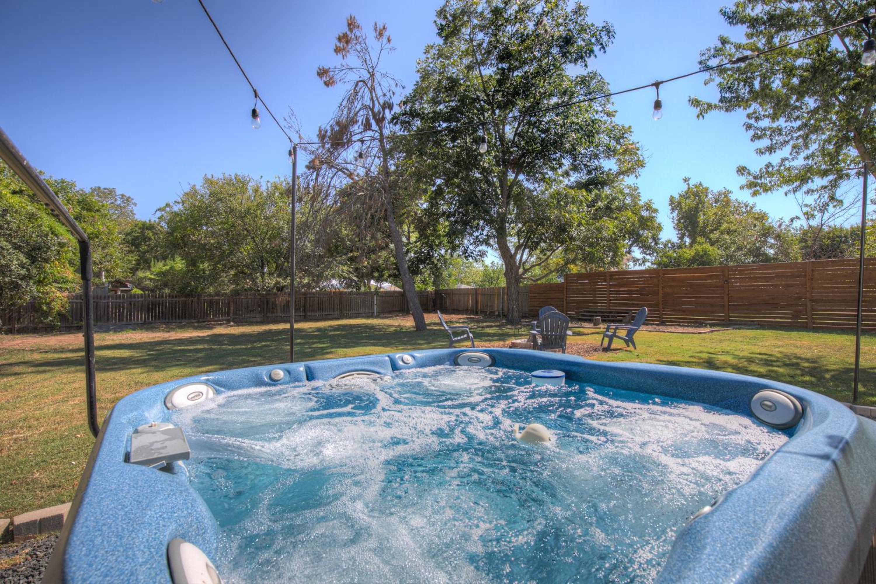 Modern Farmhouse with HotTub Fire Pit & Games! view 4