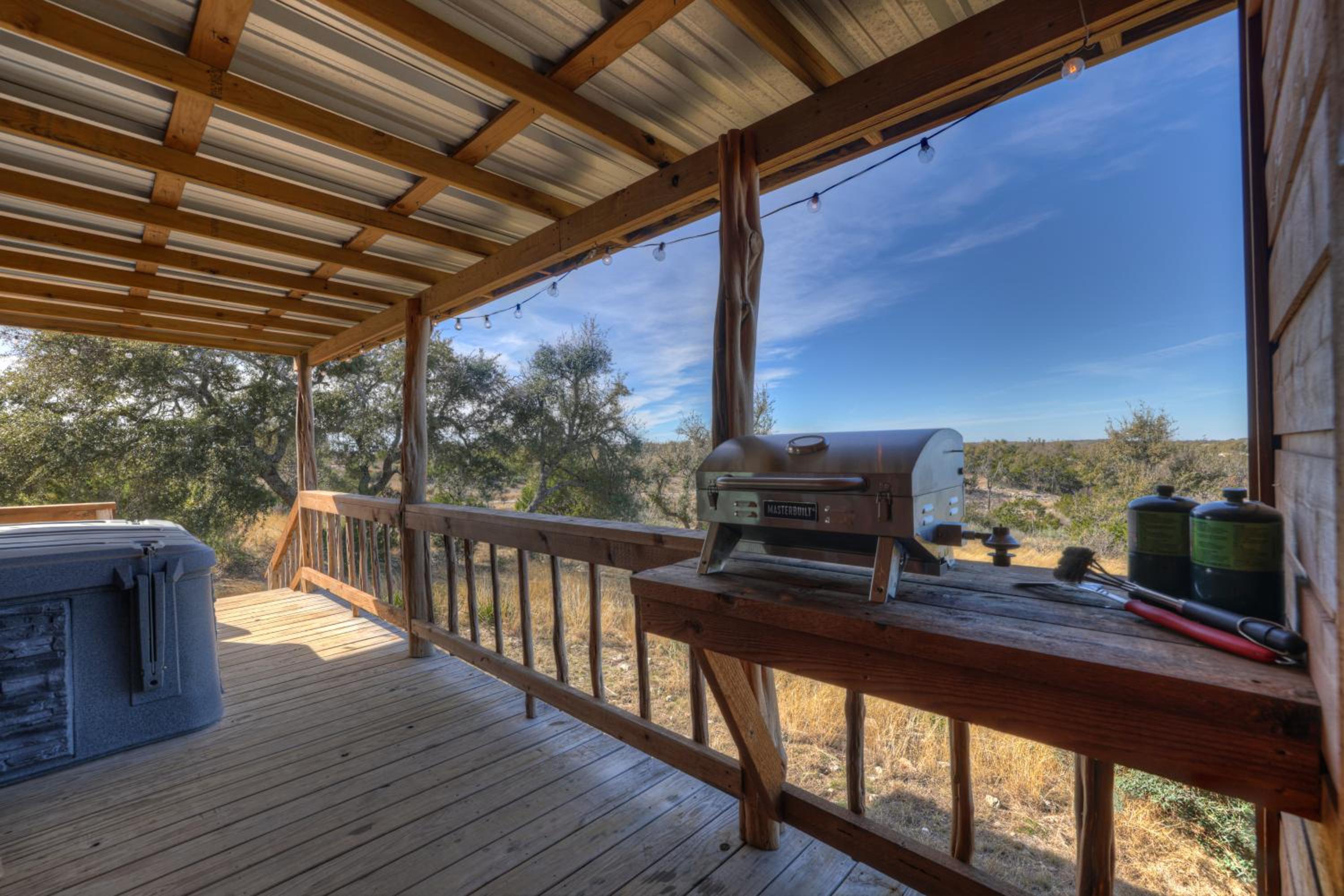 Mesquite Cabin with Hot Tub & Hill Country Views view 3
