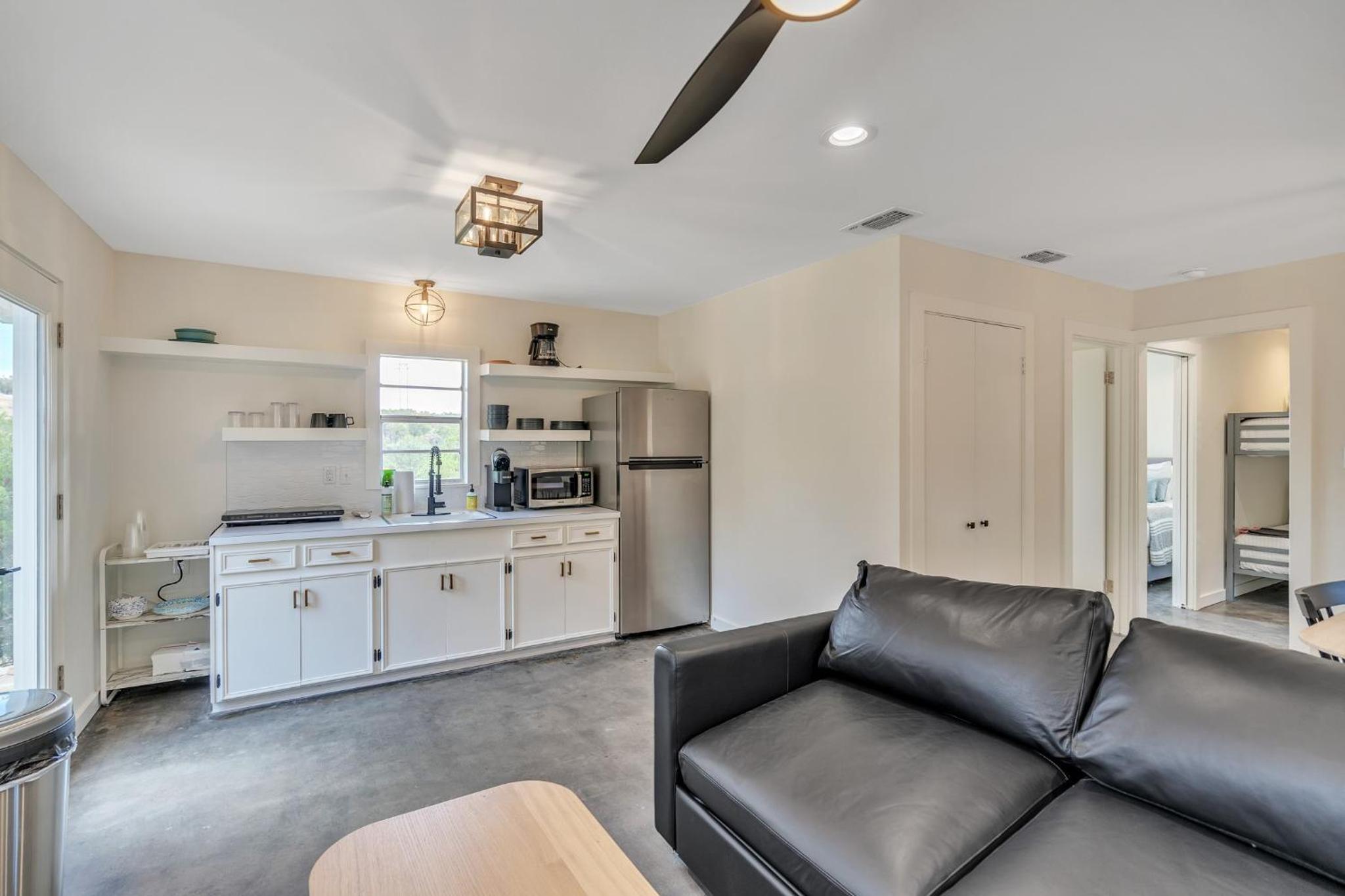 Stunning Ranch Villa with Pool - Game Room - Hot tub - Fire Pit & Gorgeous Views! view 3