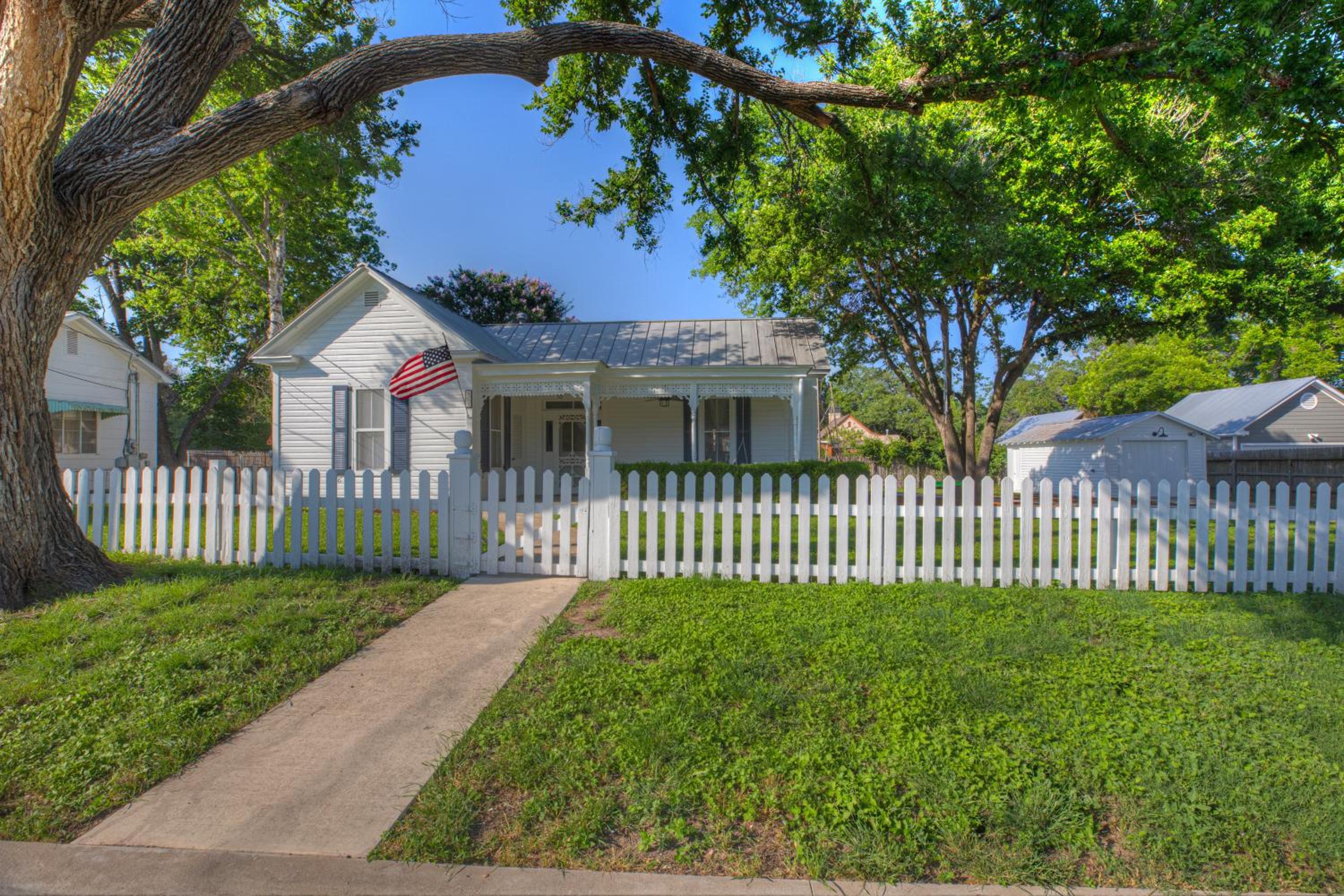 Stunning Home with Hot Tub & Grill Just 2 Blks from Main St!