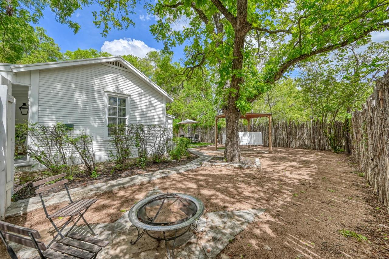 Charming Cottage Near Main with Patio&FirePit!! view 2
