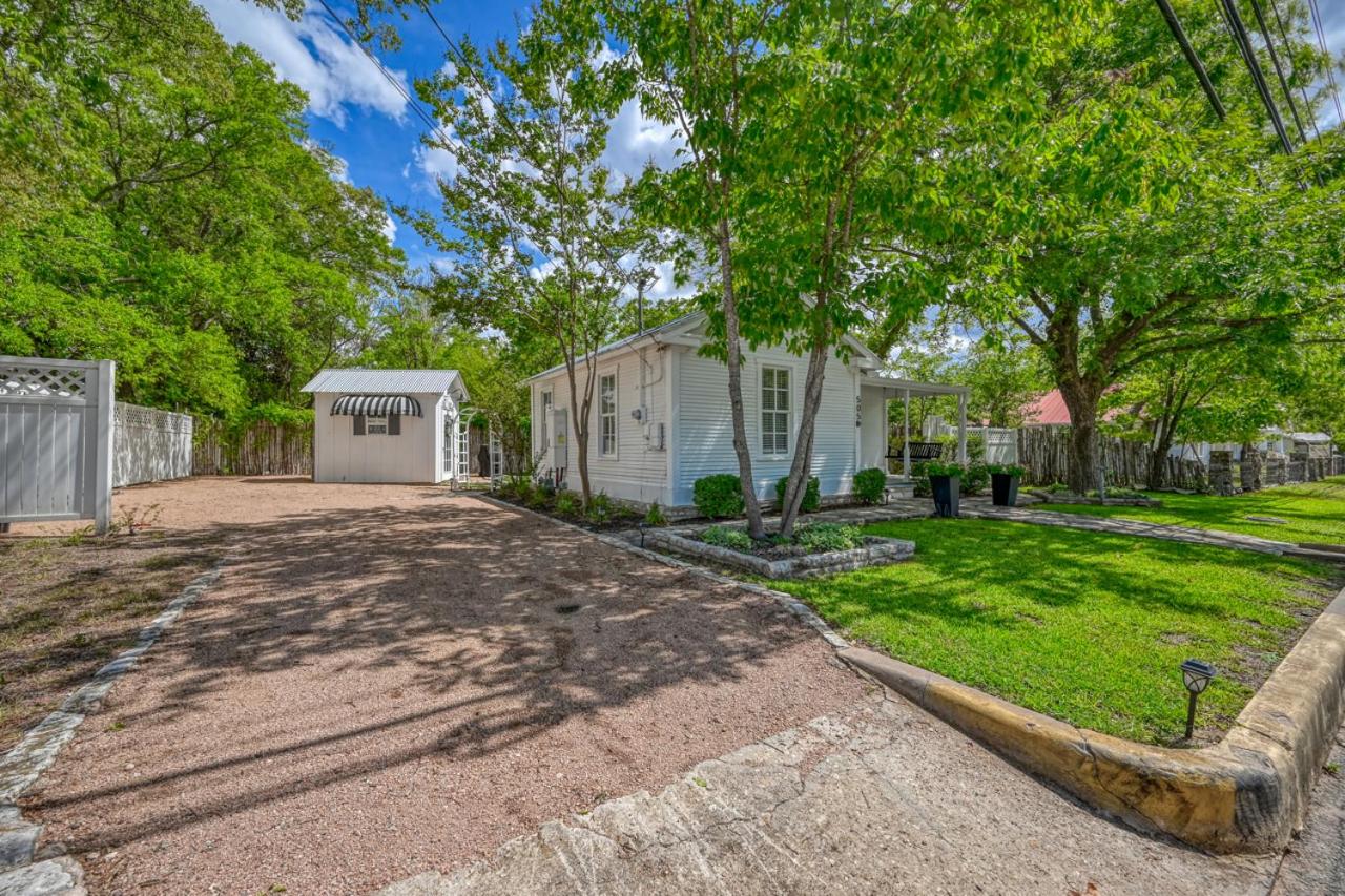 Charming Cottage Near Main with Patio&FirePit!! view 5