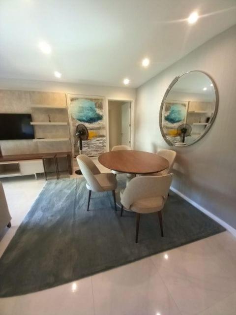 Stunning 2 Bedroom garage & balcony view 3
