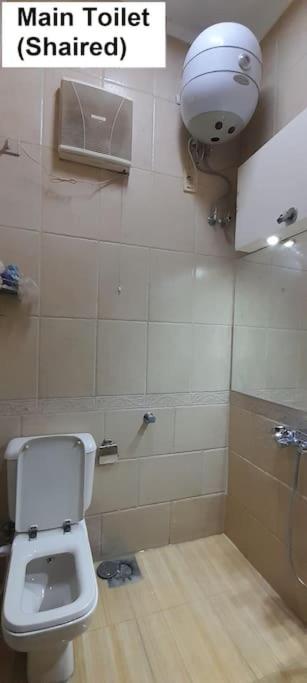 Rooms, shared apartment with a separate private entrance in Nasr City,Cairo,Egypt near the new Malaysian students building, the Abana, Al-Fajr Institute fo