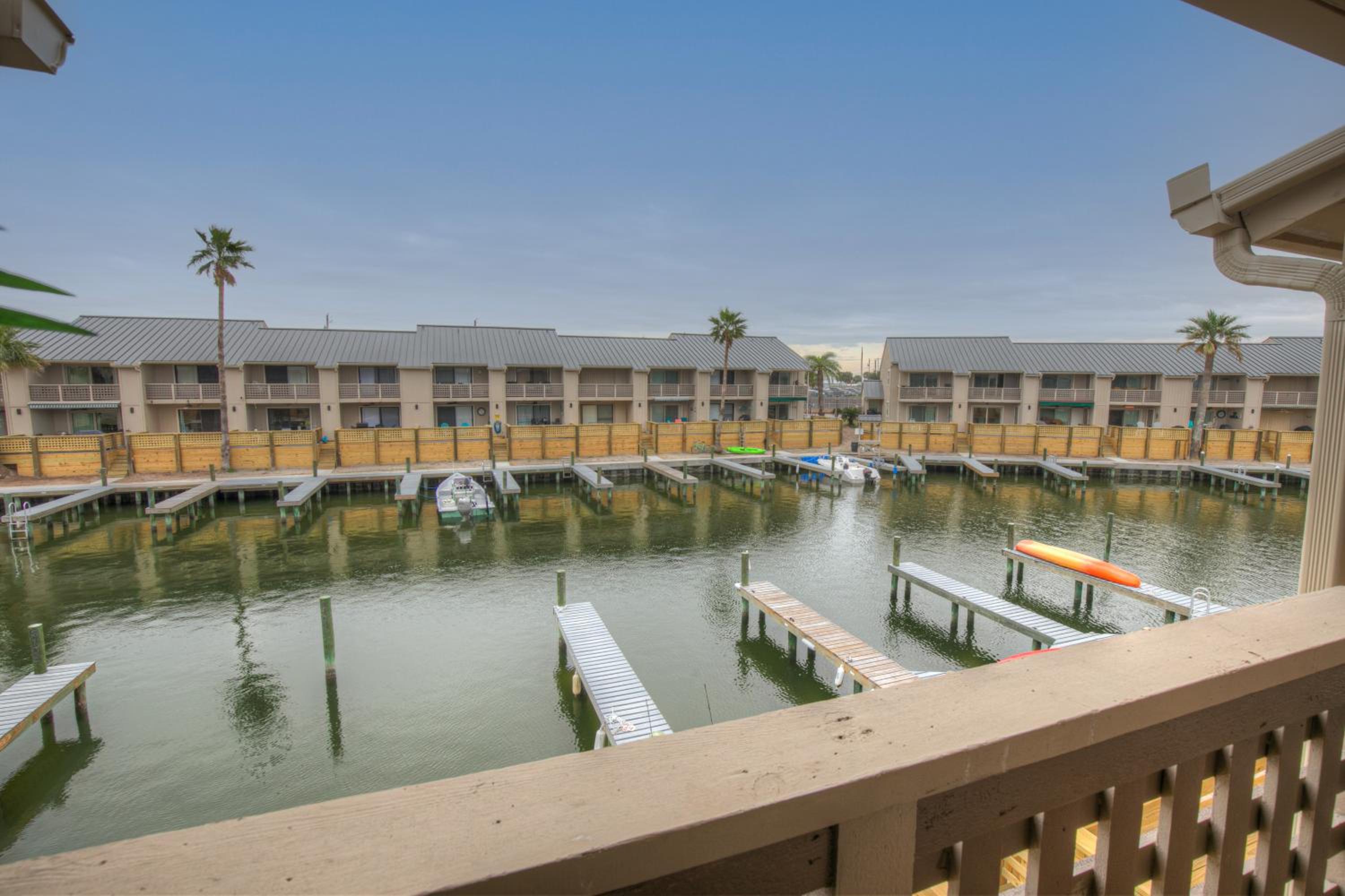 Fisherman Friend! - Coastal Condo - Views Await! view 3
