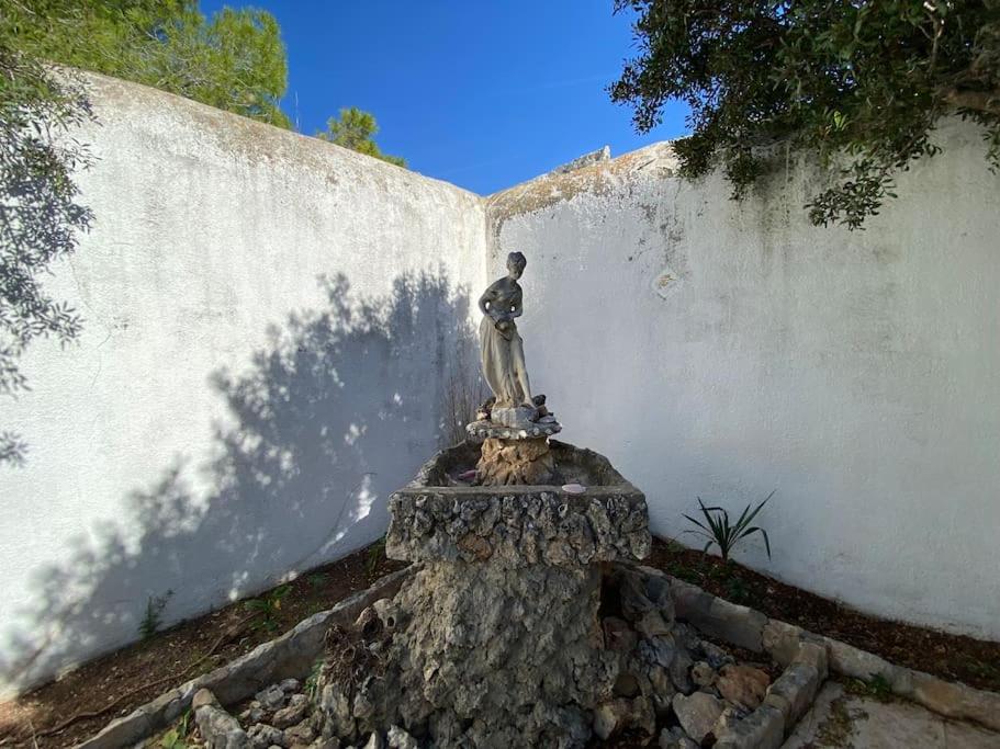 Masía con bosque privado