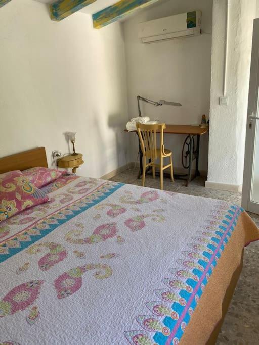Masía con bosque privado