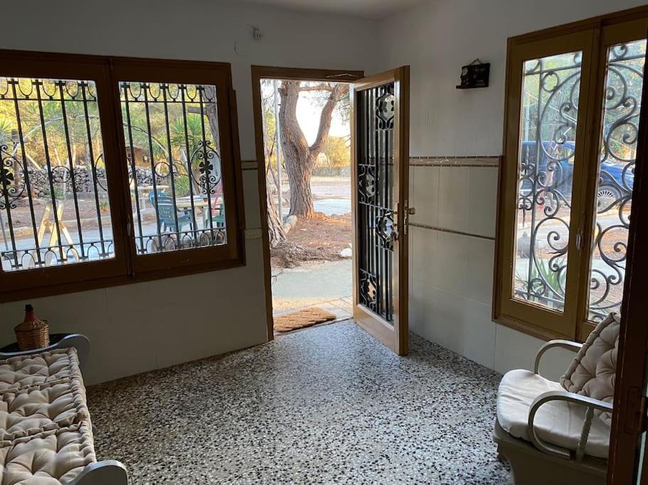 Masía con bosque privado
