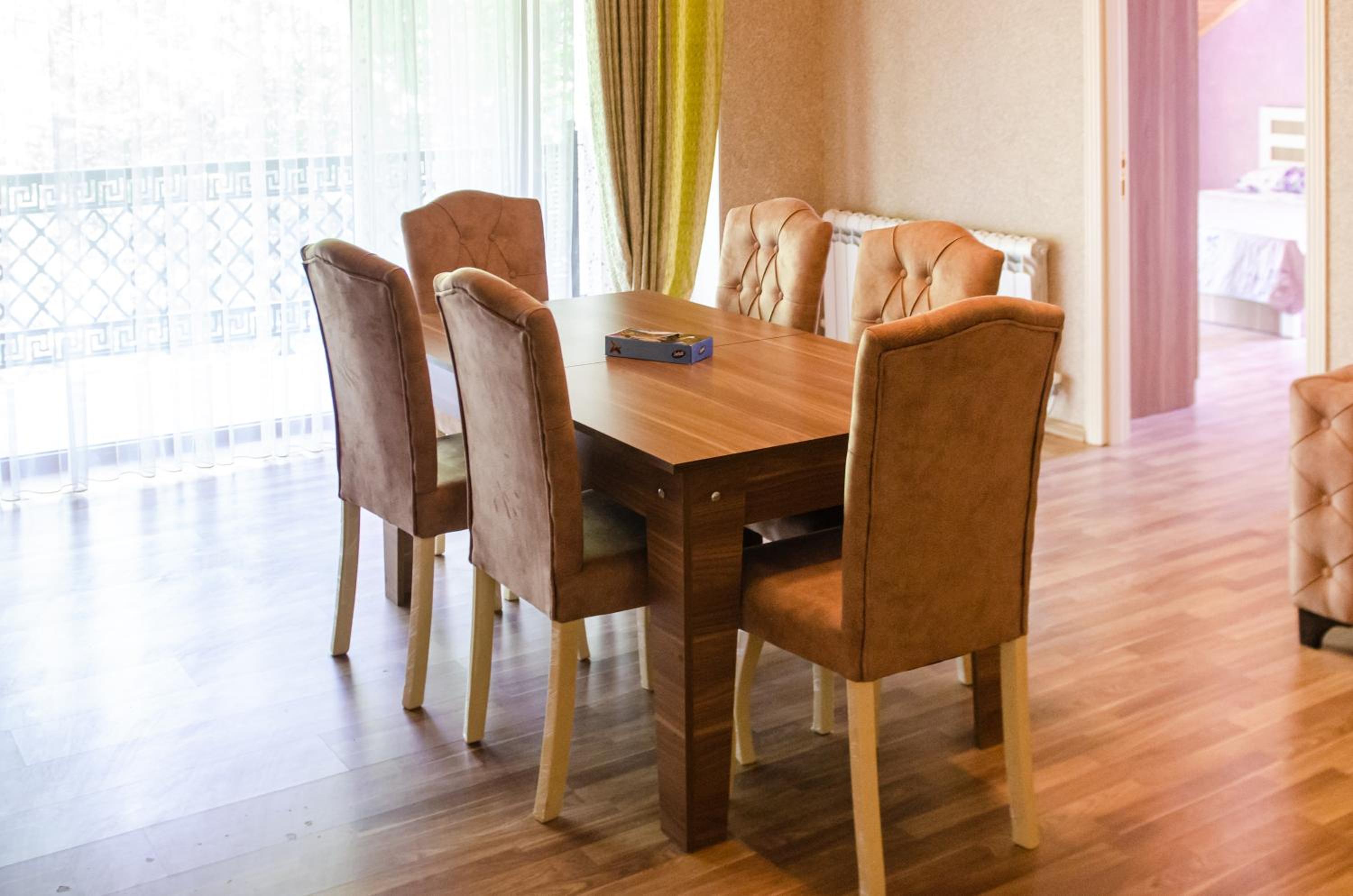 Family Inn