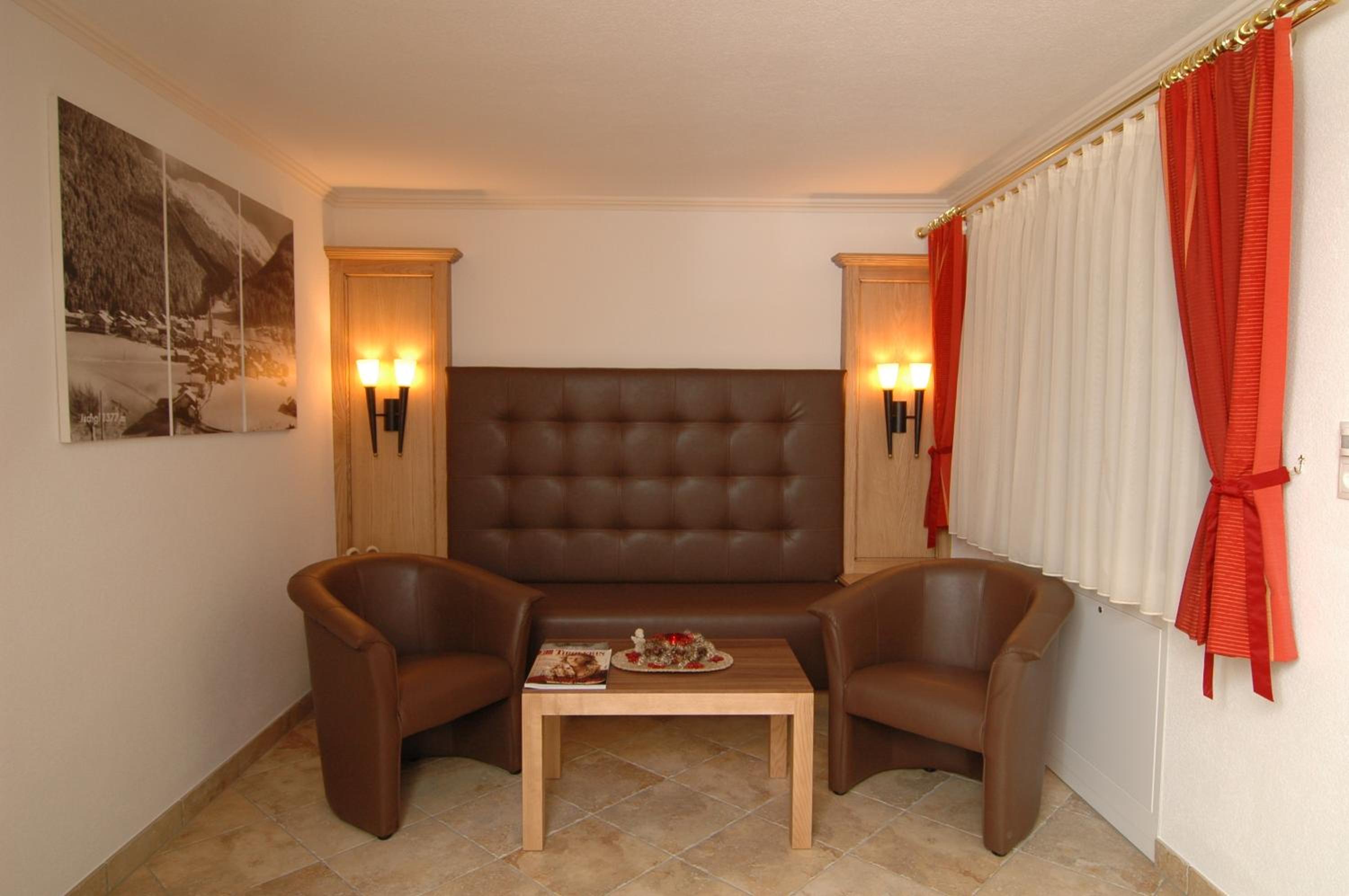 Jungmann Apartments