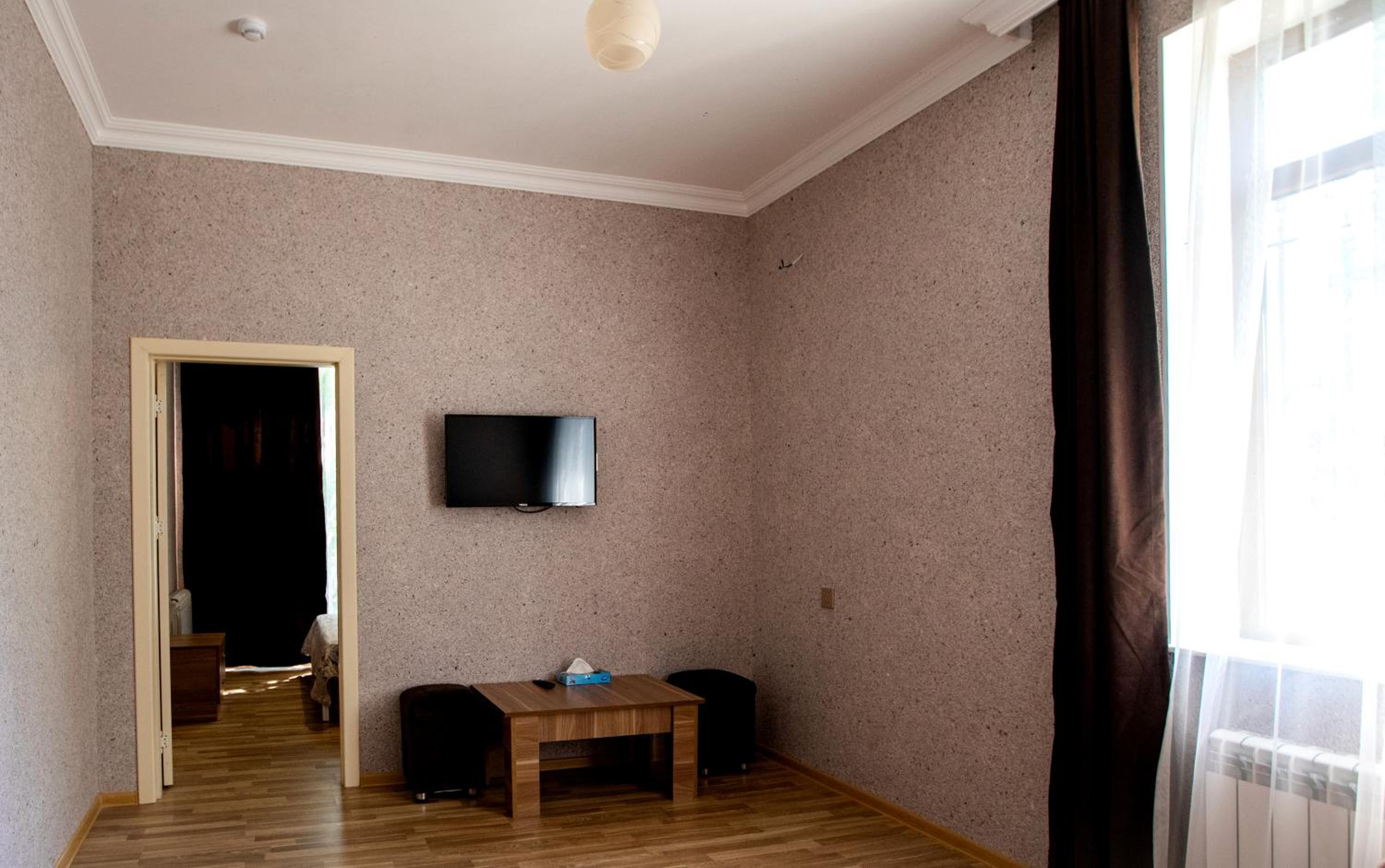 Family Inn