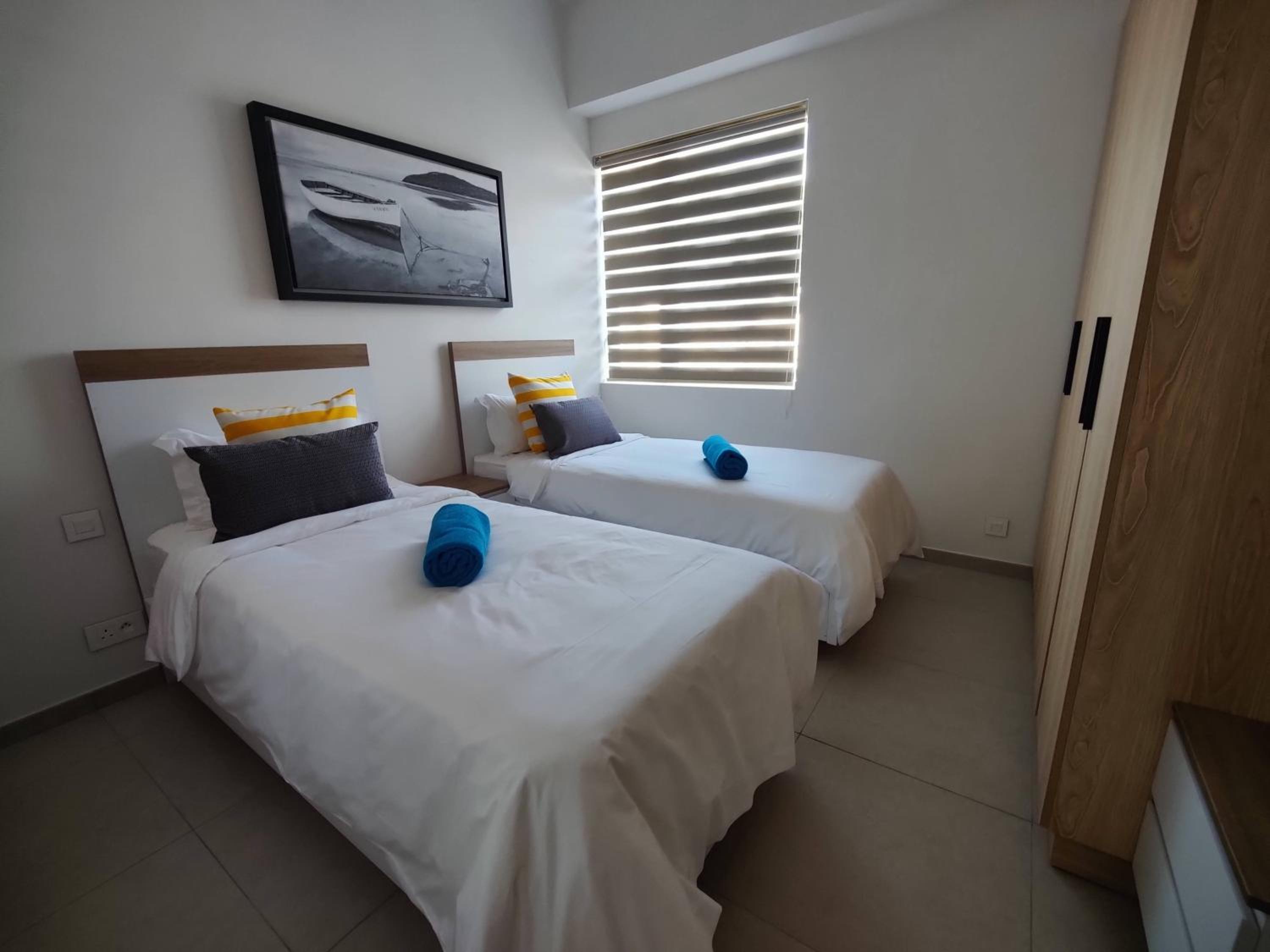 Ocean Point Beach Front Apartment photo 5