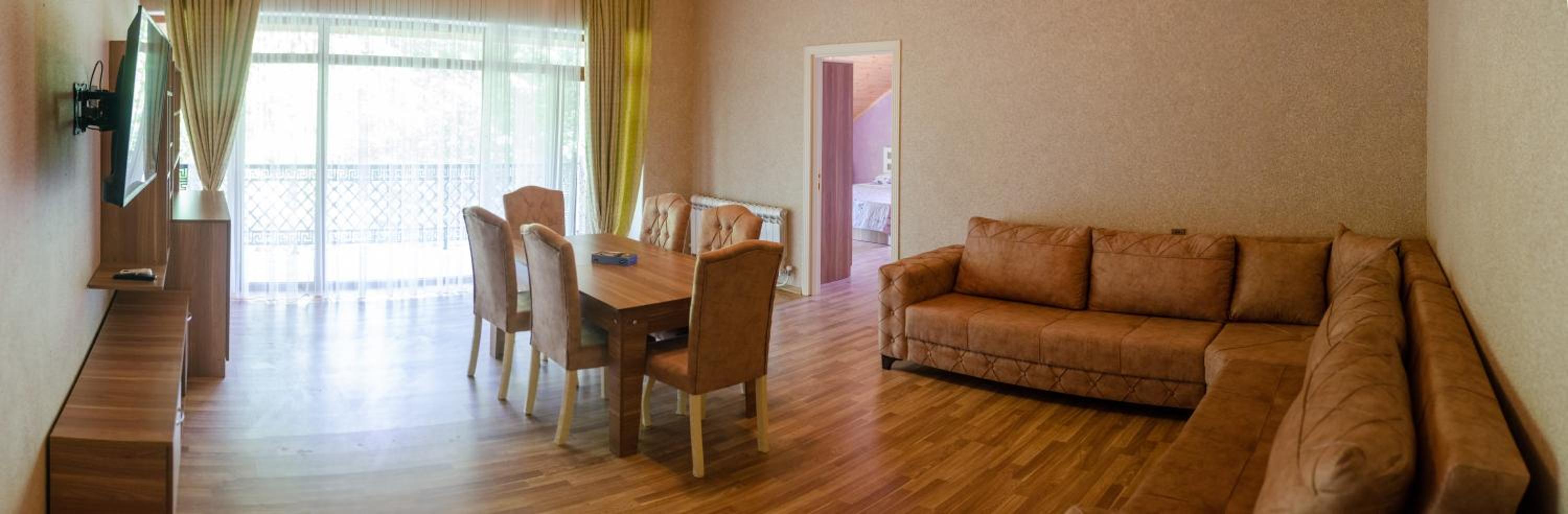Family Inn