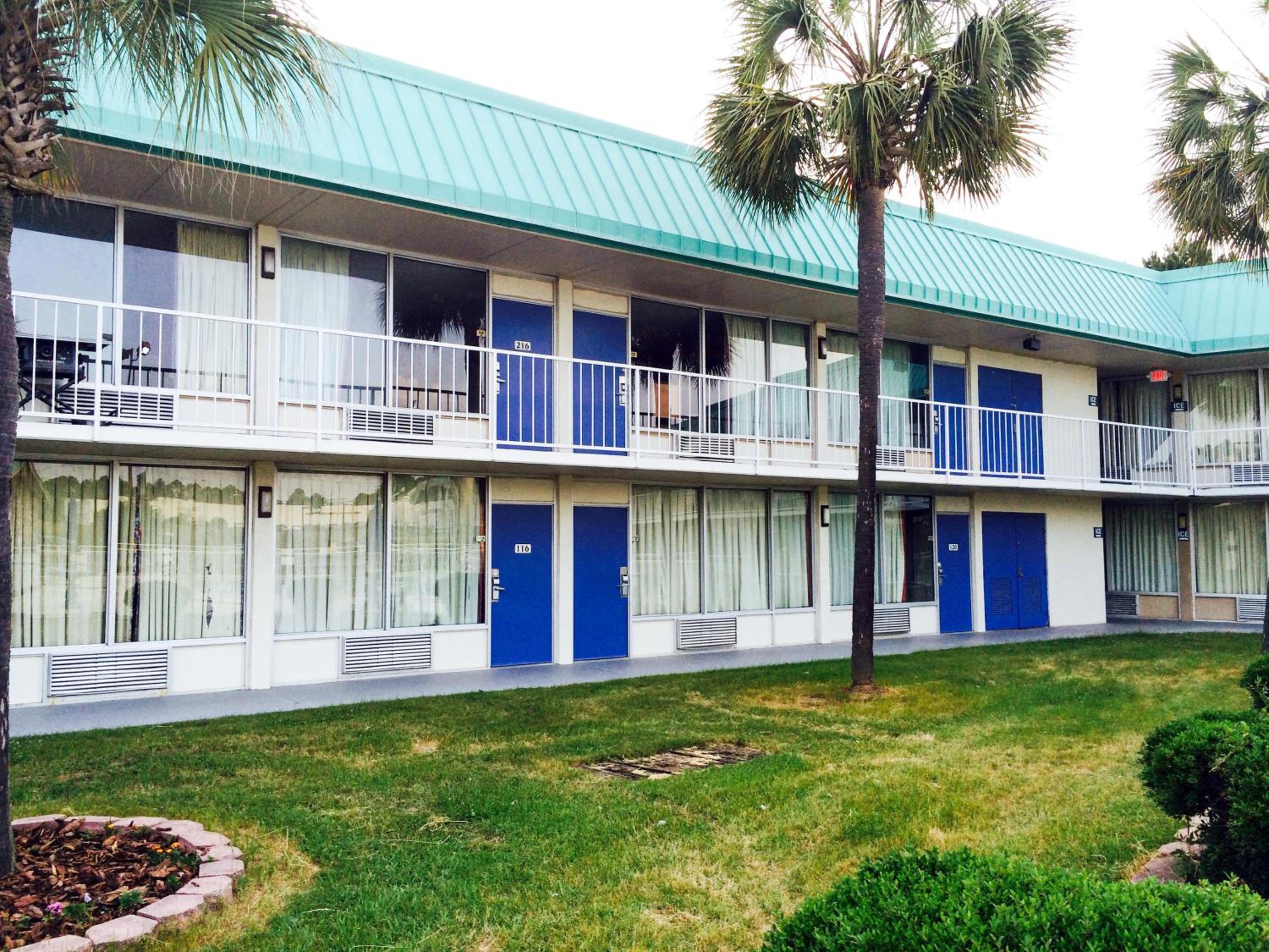 Motel 6-Tifton, GA view 5