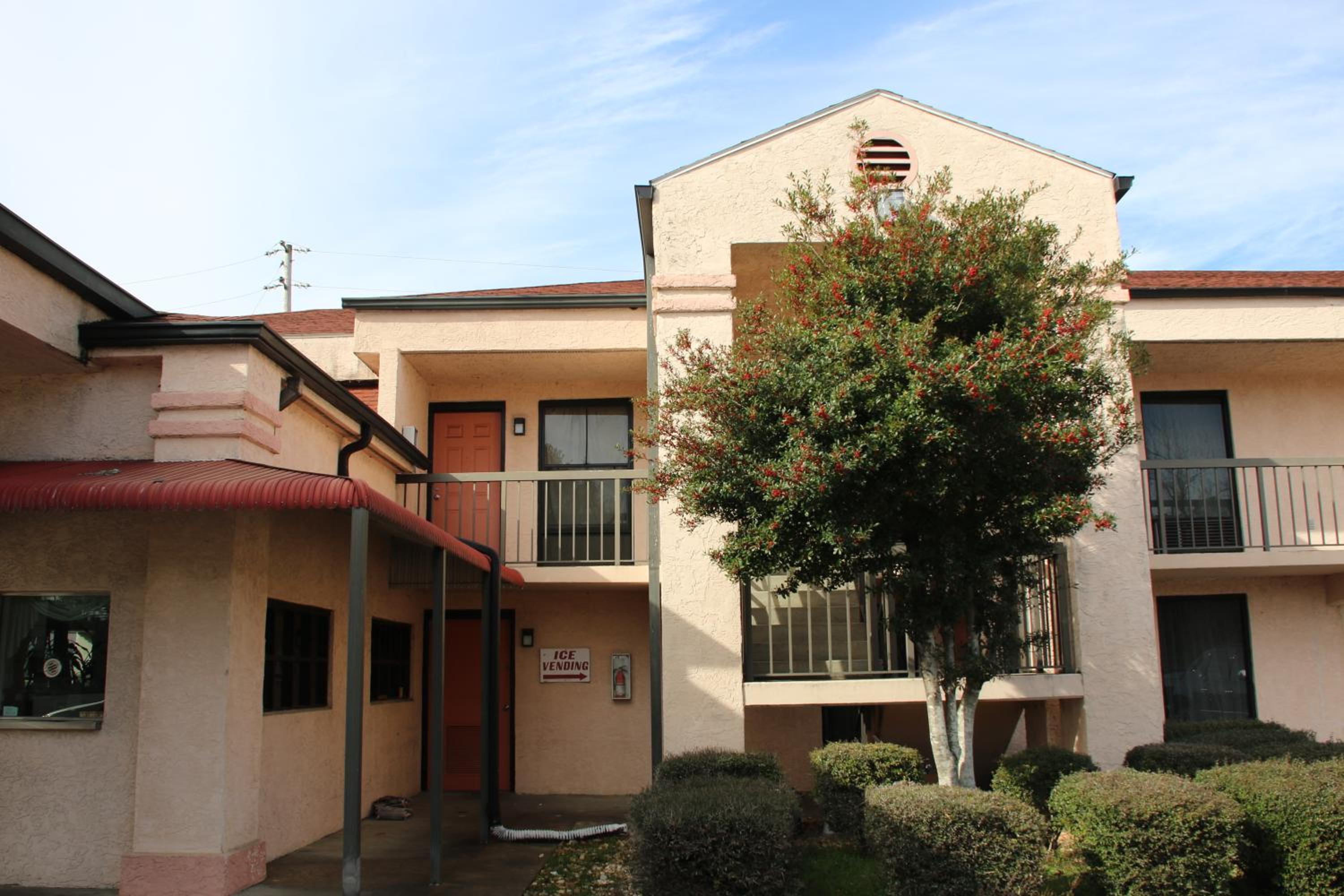 Photo 48
