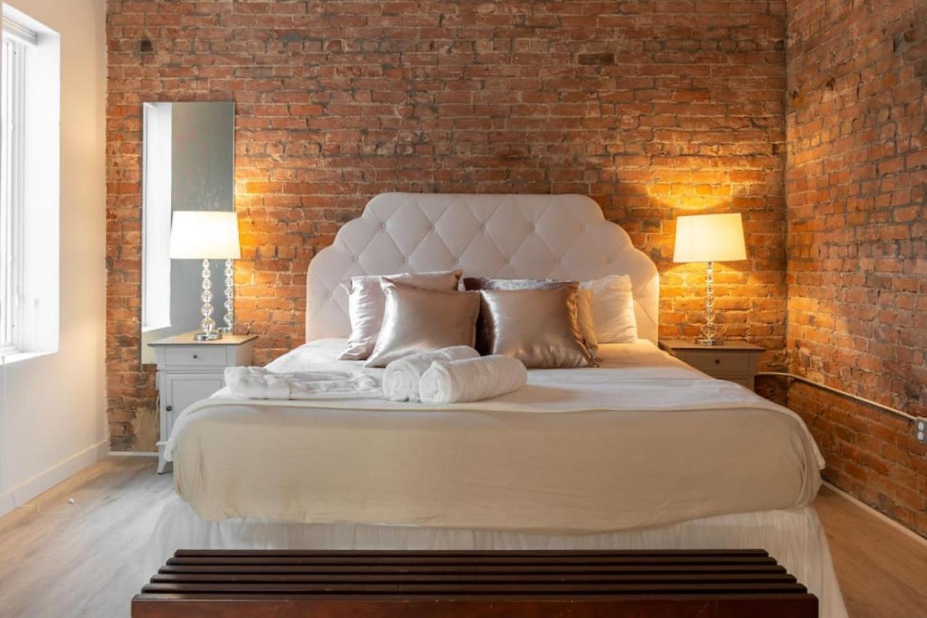Entire Historic Building Sleeps 30 view 5