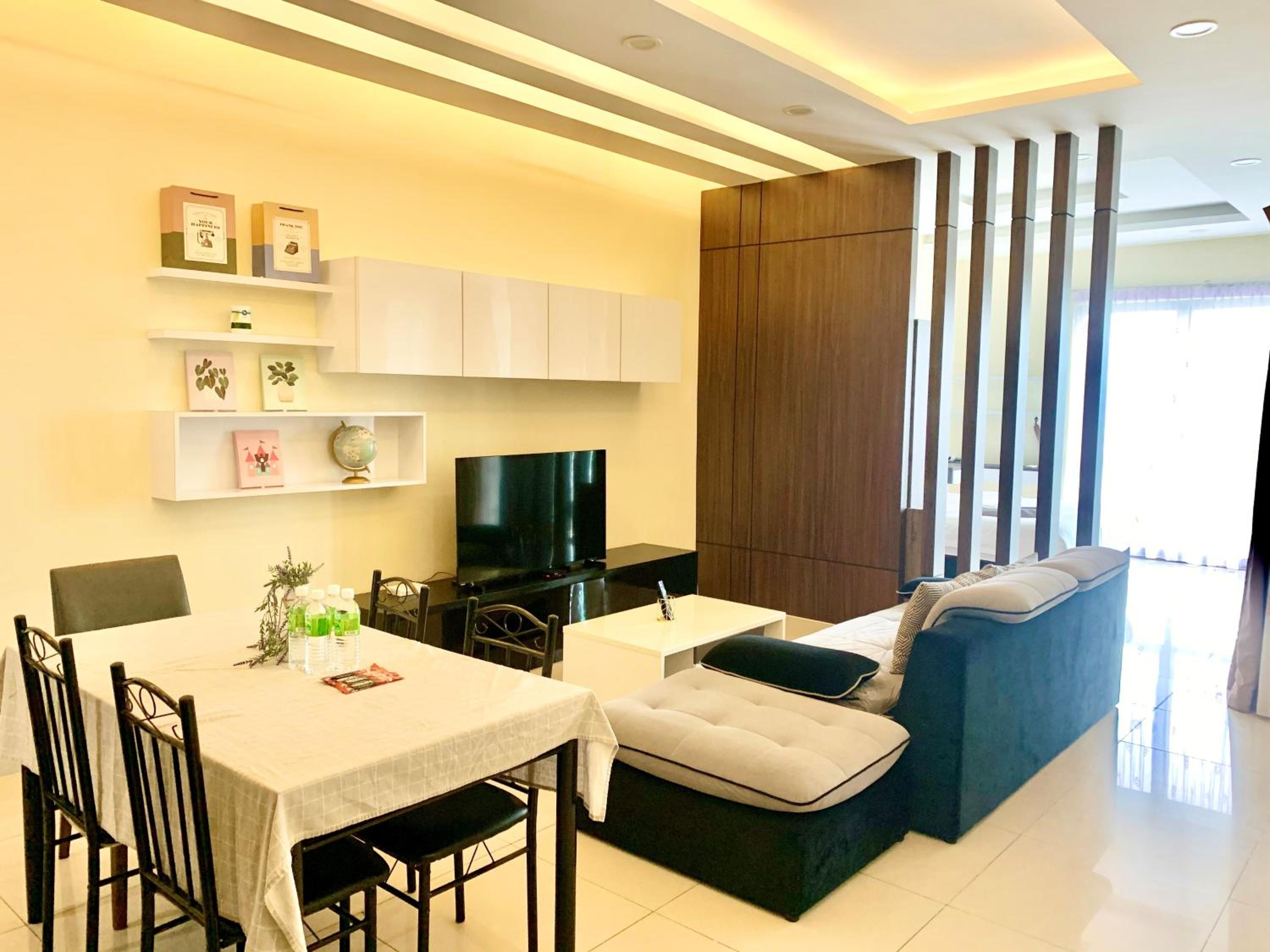 Deco Home @ Imago The Loft