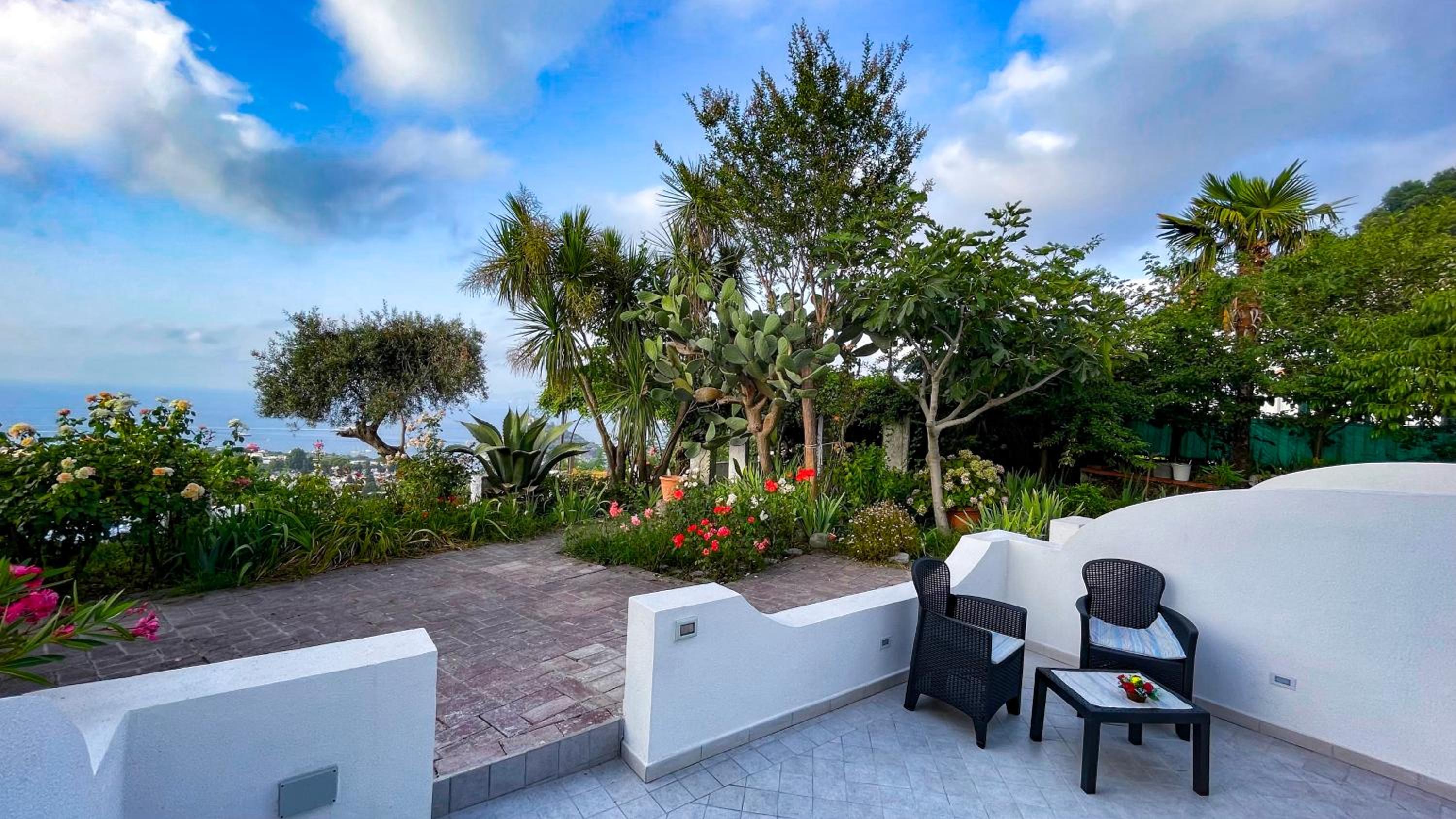 Barracuda Suite Sea View & Dinner Experience