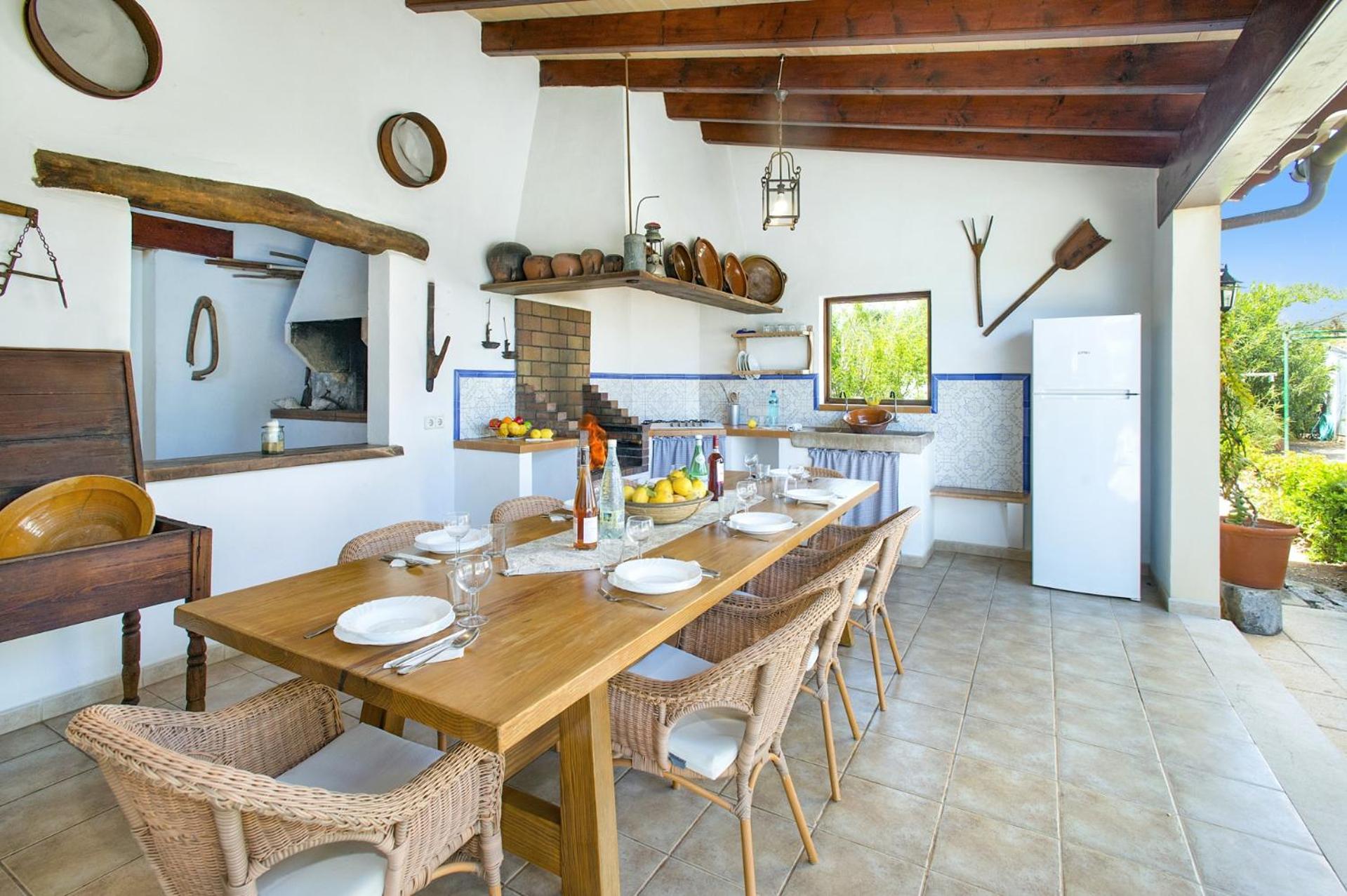 Villa SOlivellas by Villa Plus