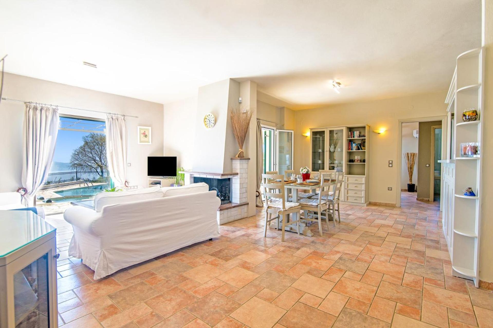 Villa Kokokilas by Villa Plus view 4