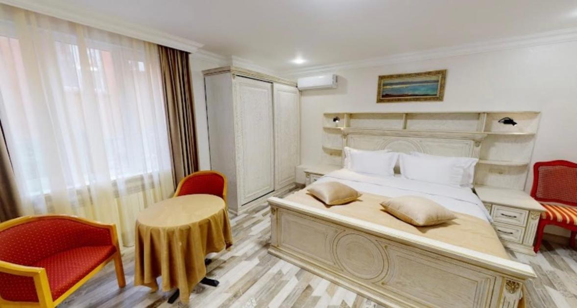 Luxury Aspar Apartment