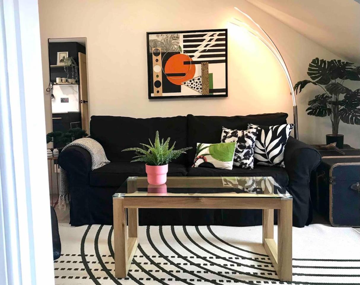 THE MORNINGSIDE APARTMENT Charming stylish apartment in the centre of Innerleithen