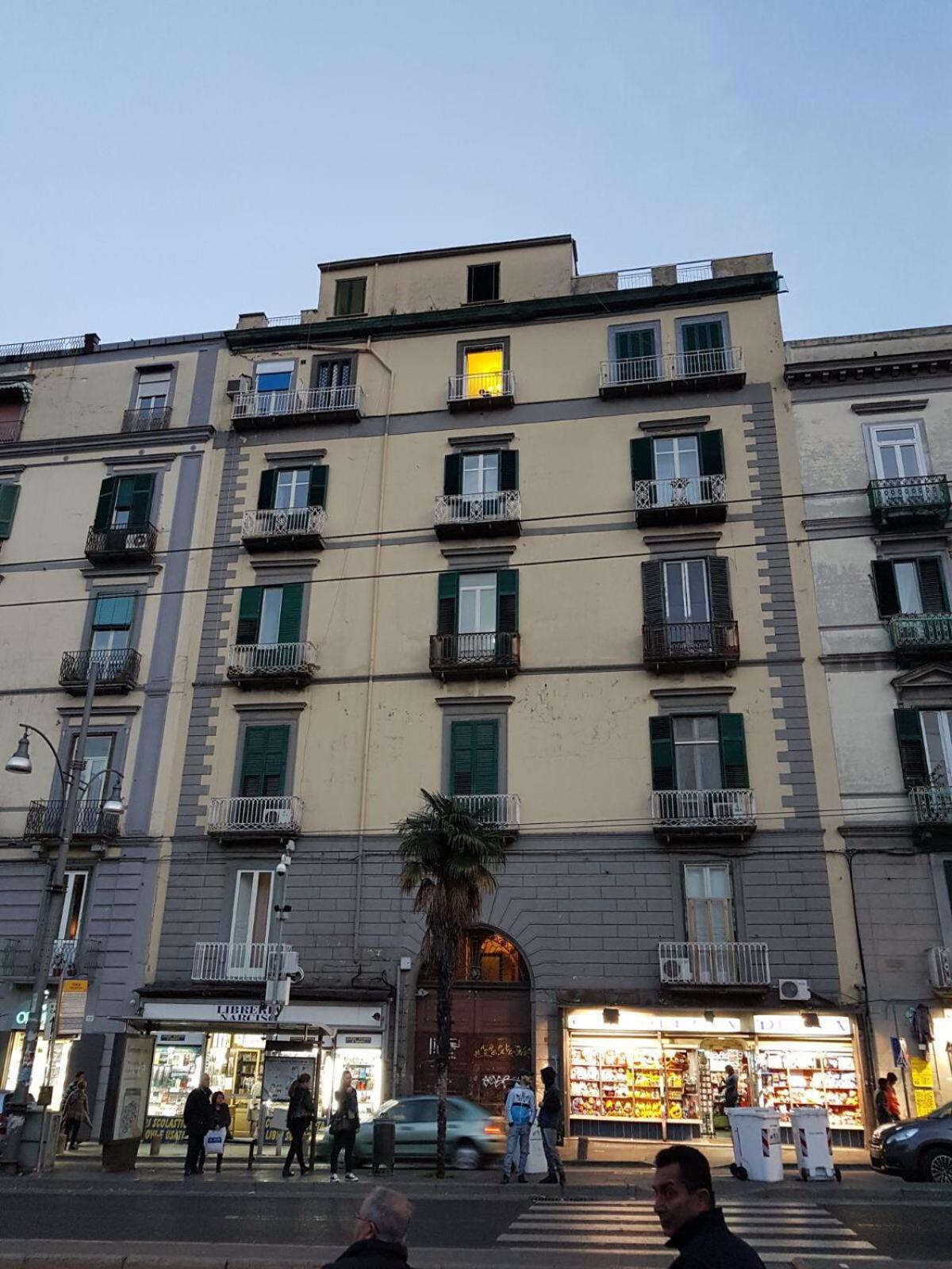 61 Piazza Cavour Napoli