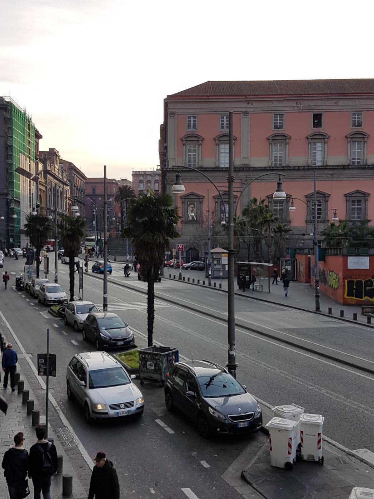 61 Piazza Cavour Napoli