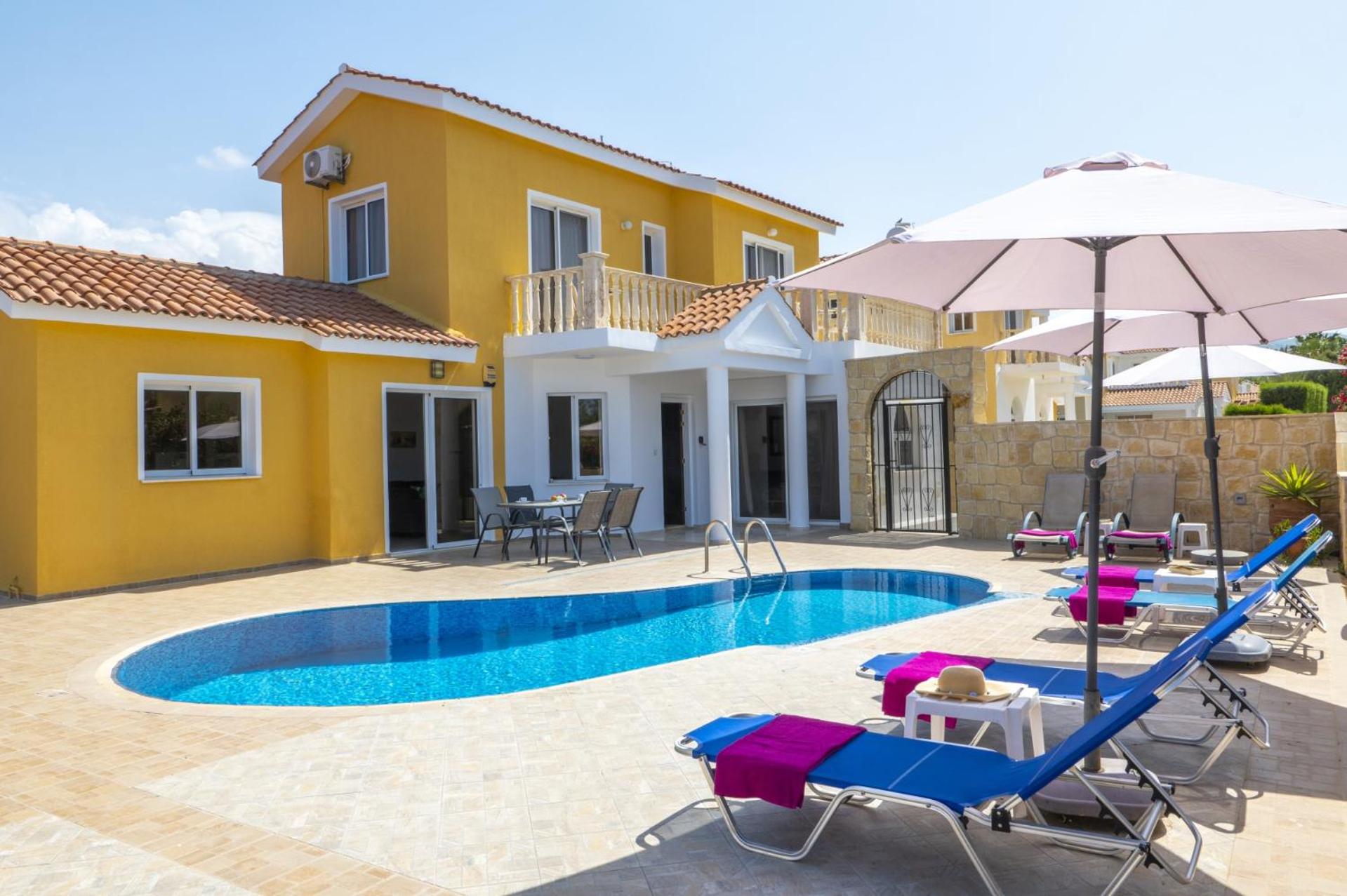 Villa Frida by Villa Plus