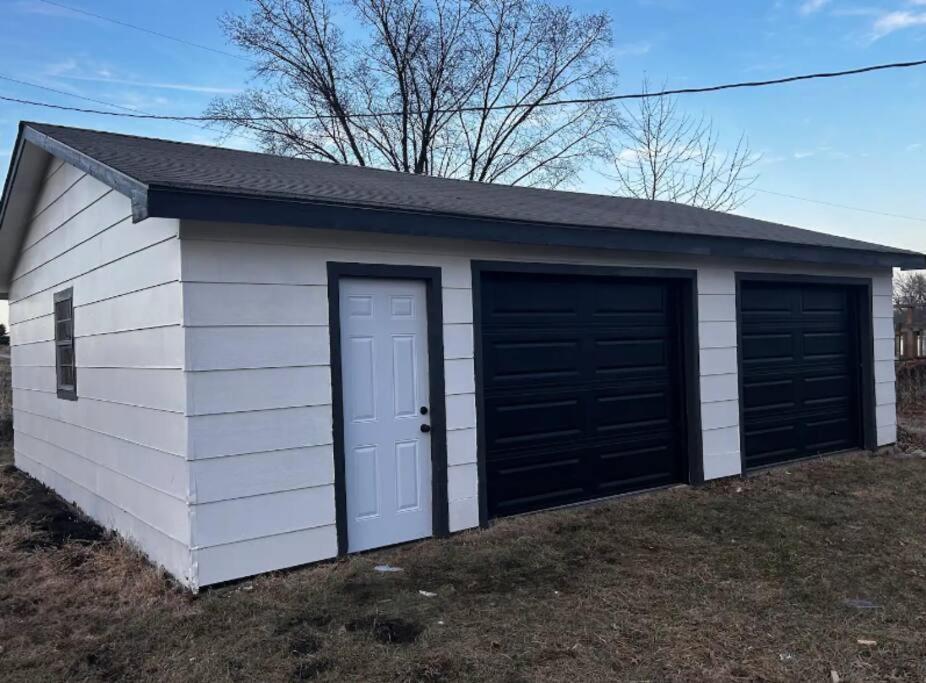 8th Street Haven - 3 bedroom House in DT Hamilton