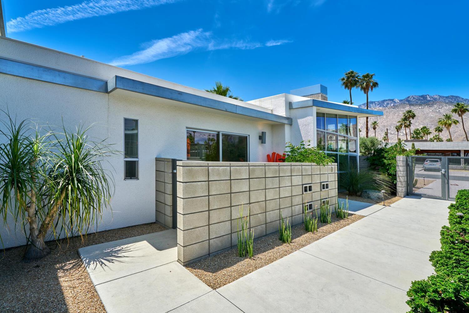 Sophia Oasis Luxe 2BR Condo with Mountain Views view 3