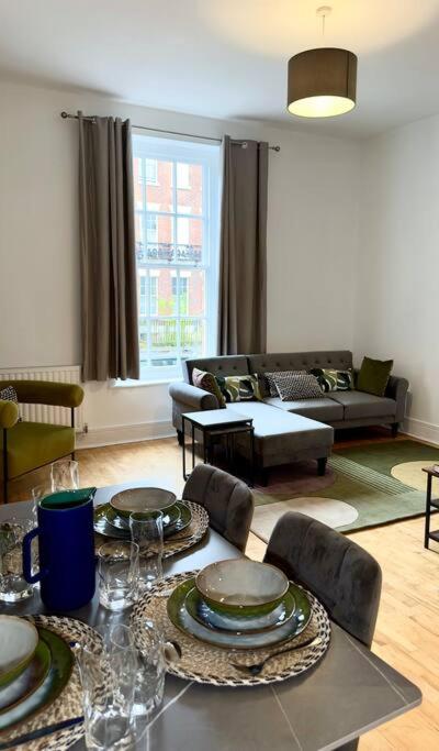 The Quirky Quarter- 2Bedrooms Apartment