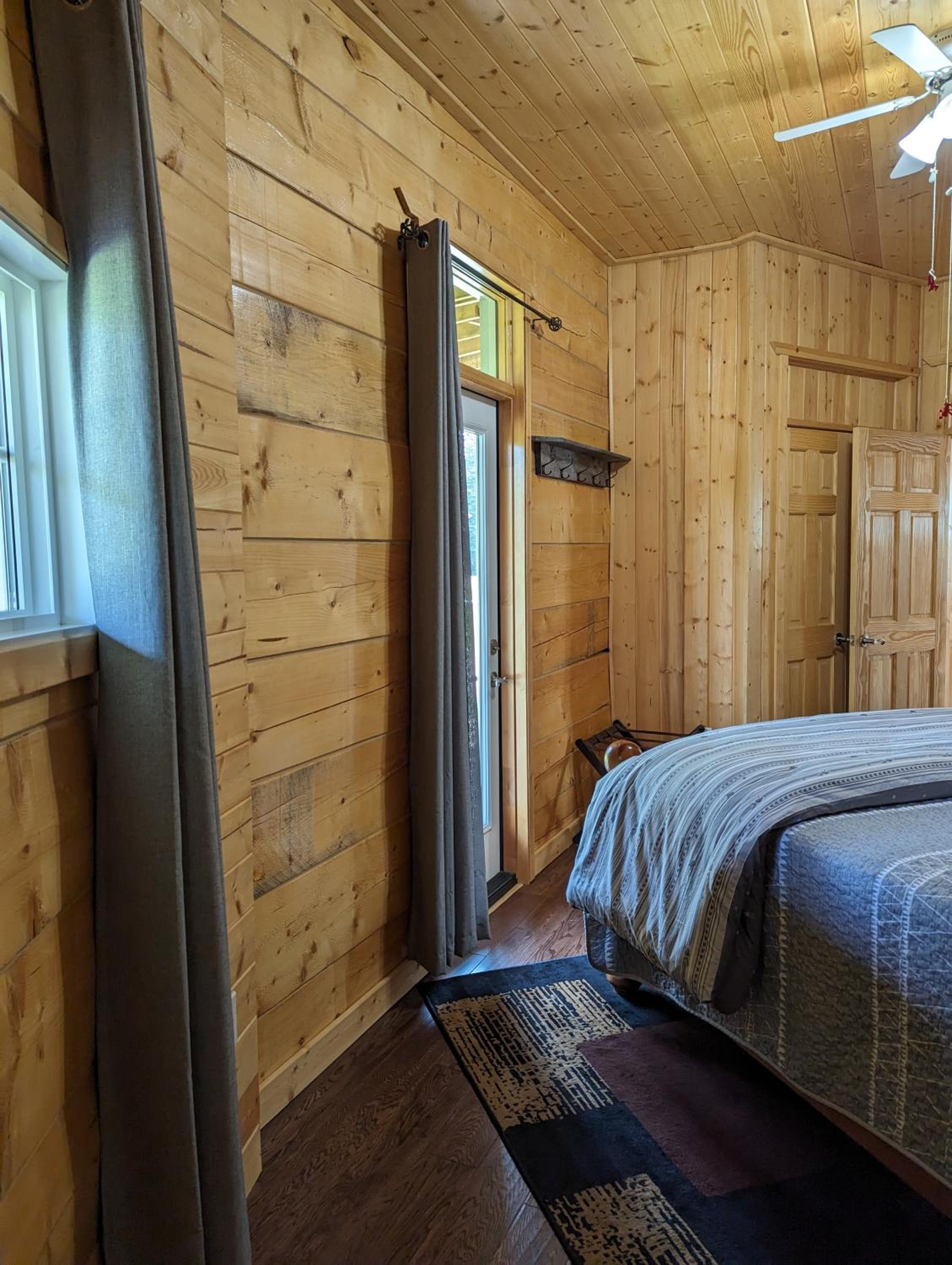 Sundance Country Lodge B&B