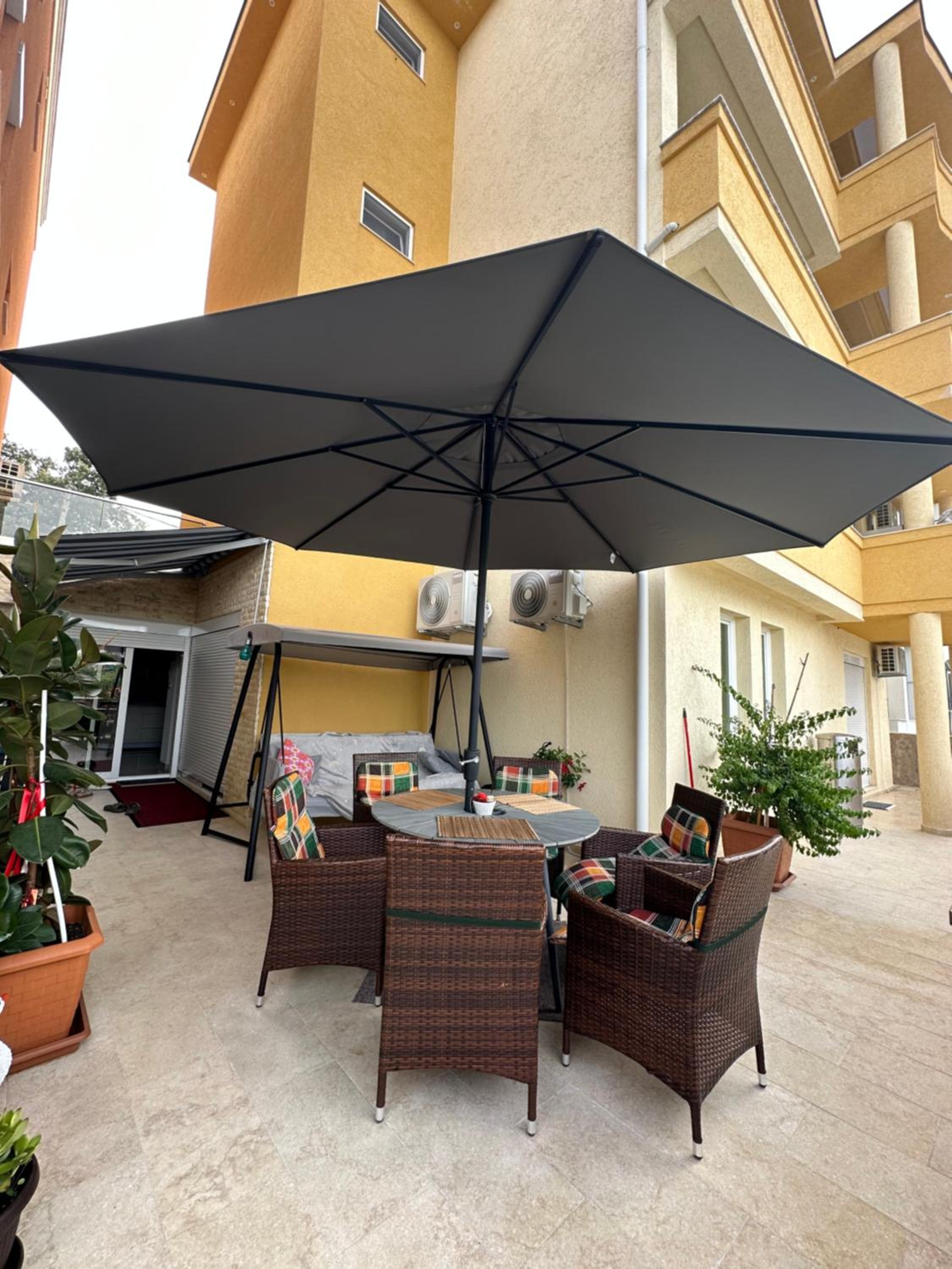 Apartments Edona
