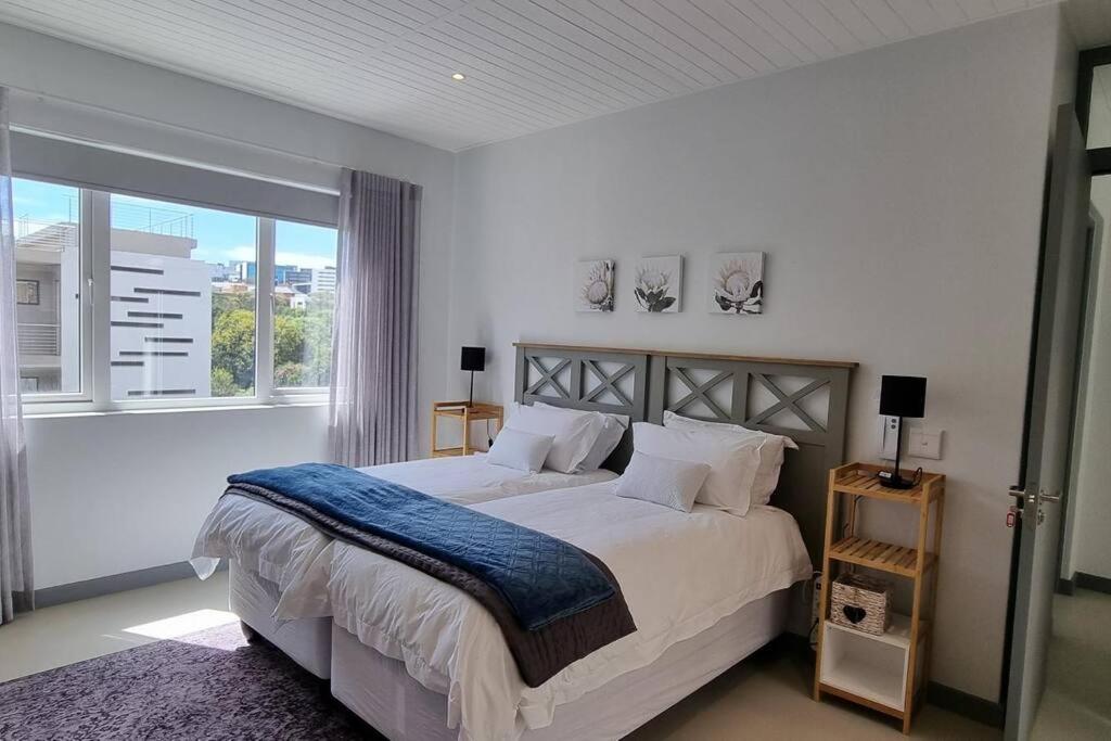 The heart of Sandton: Lovely 1 bedroom apartment