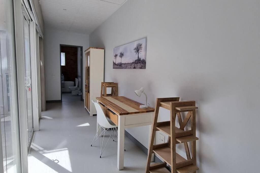 The heart of Sandton: Lovely 1 bedroom apartment