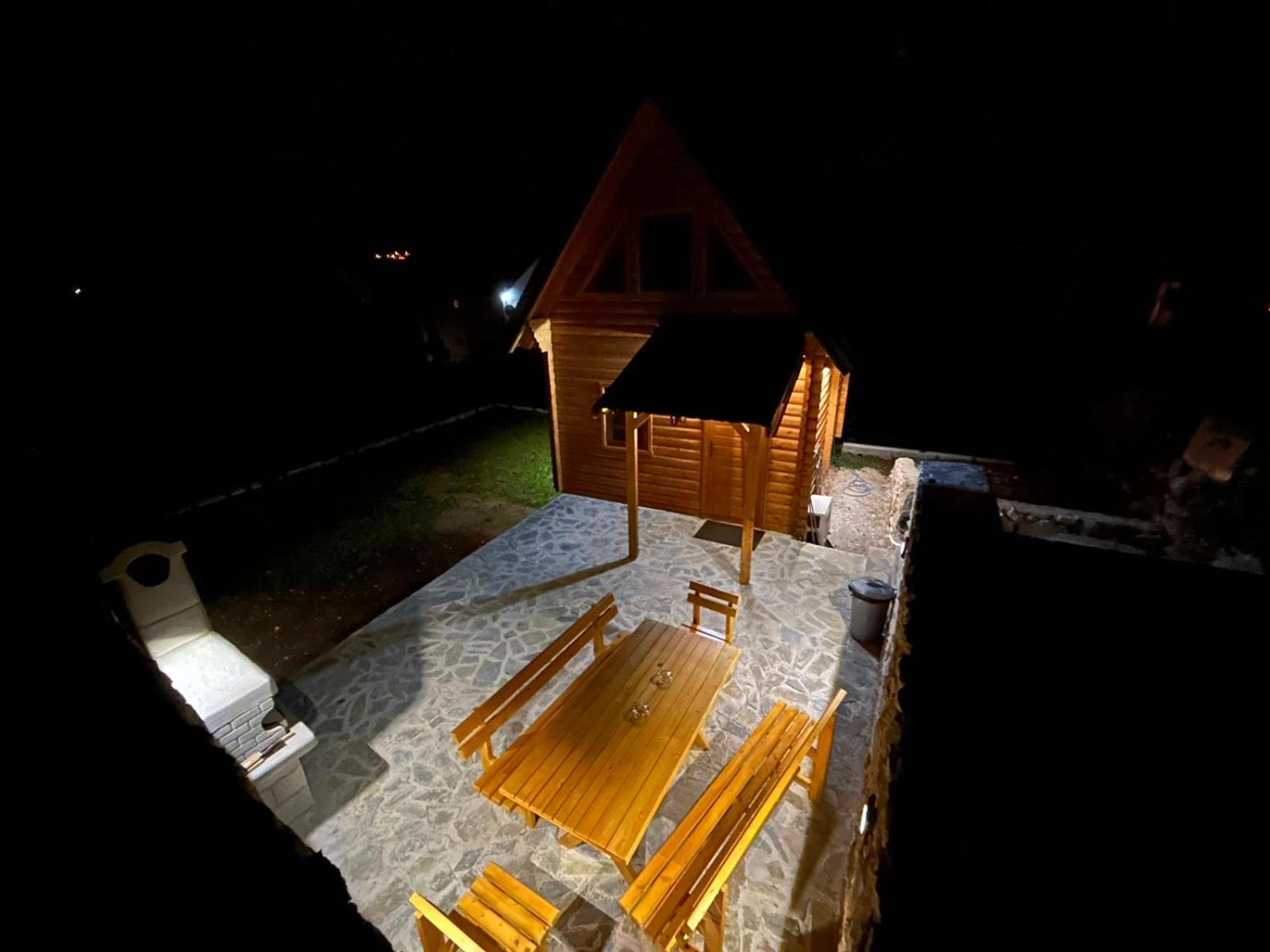 Photo 32