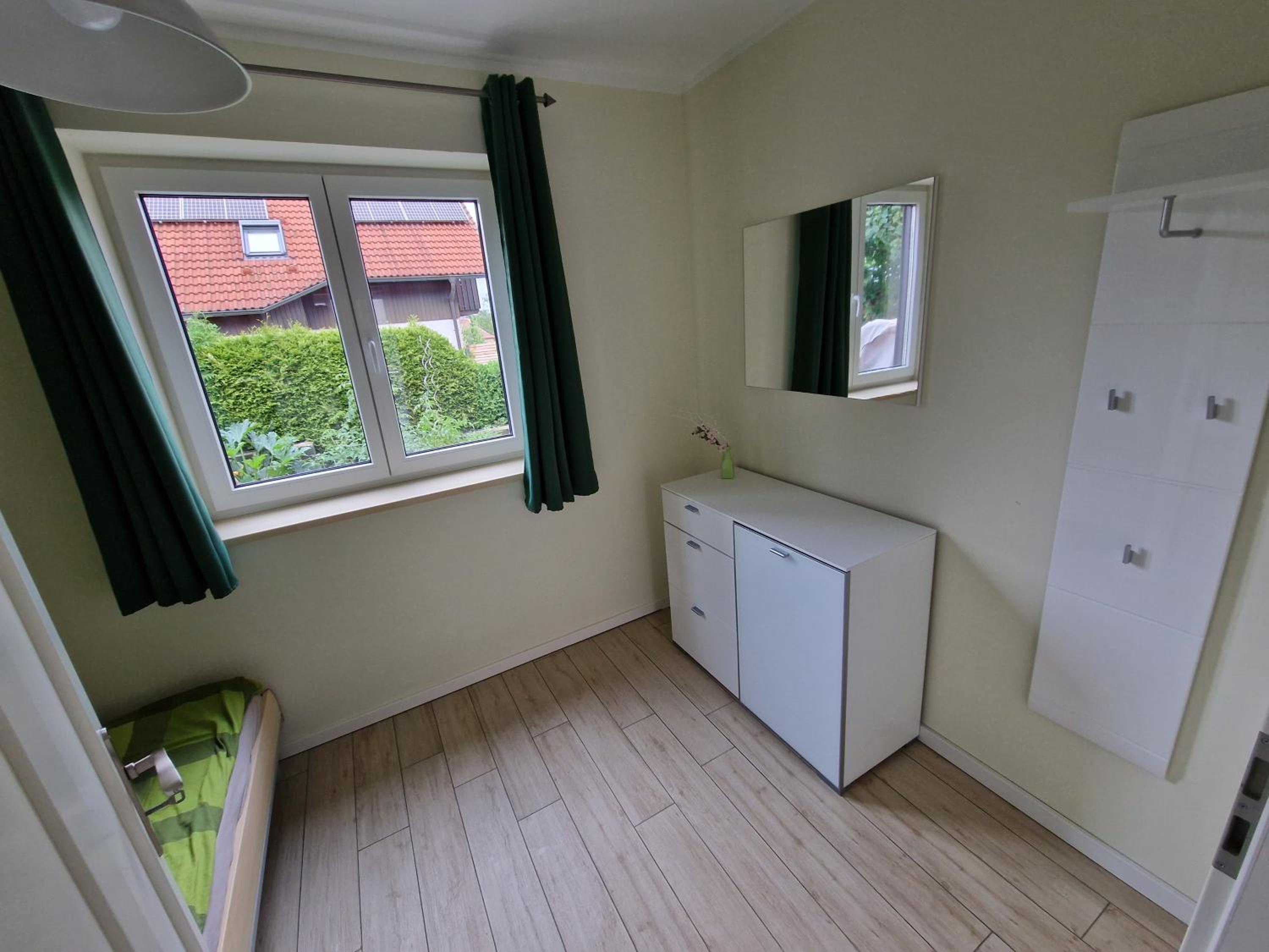 ruhige Einliegerwohnung+Terrasse