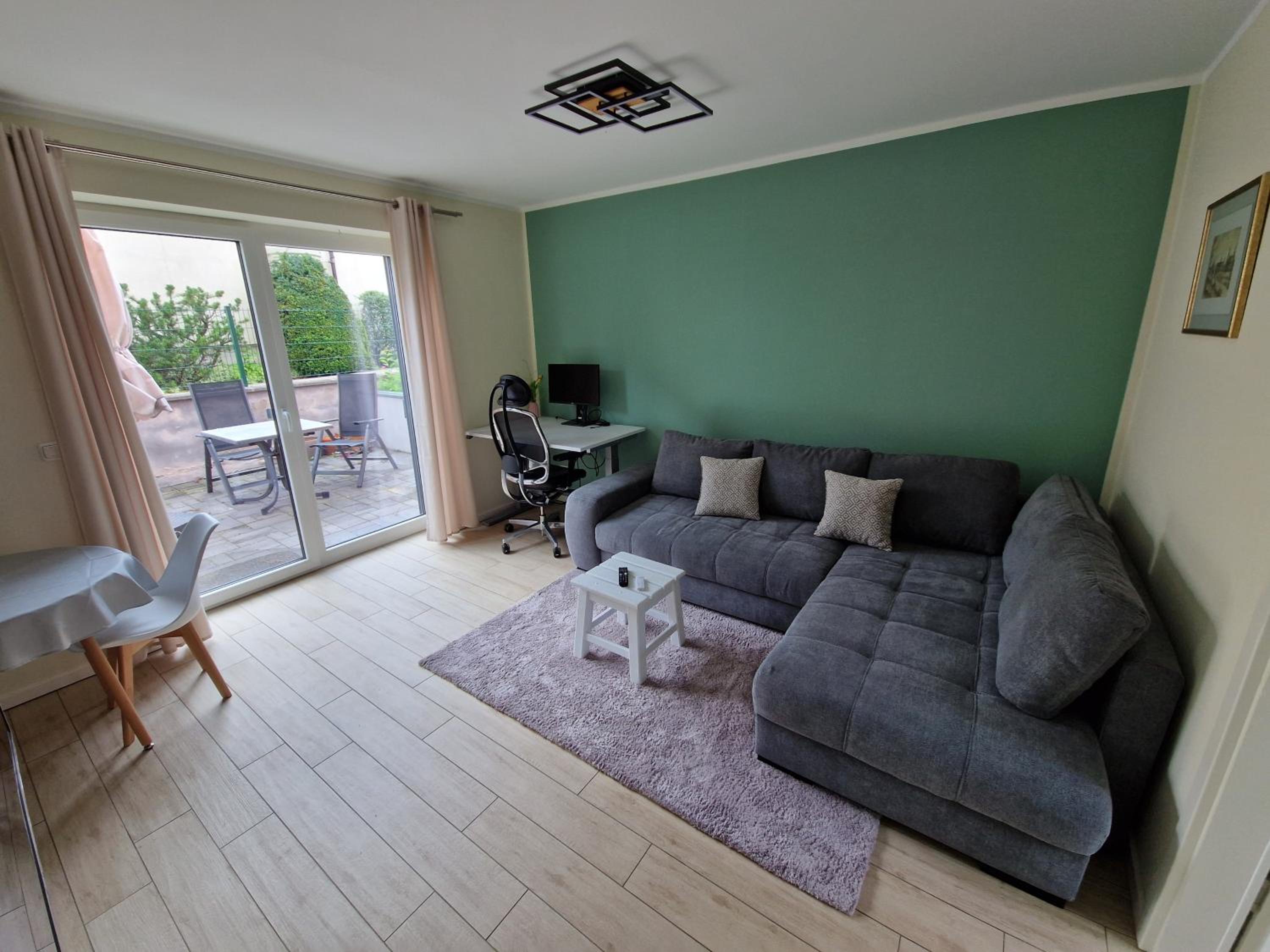 ruhige Einliegerwohnung+Terrasse