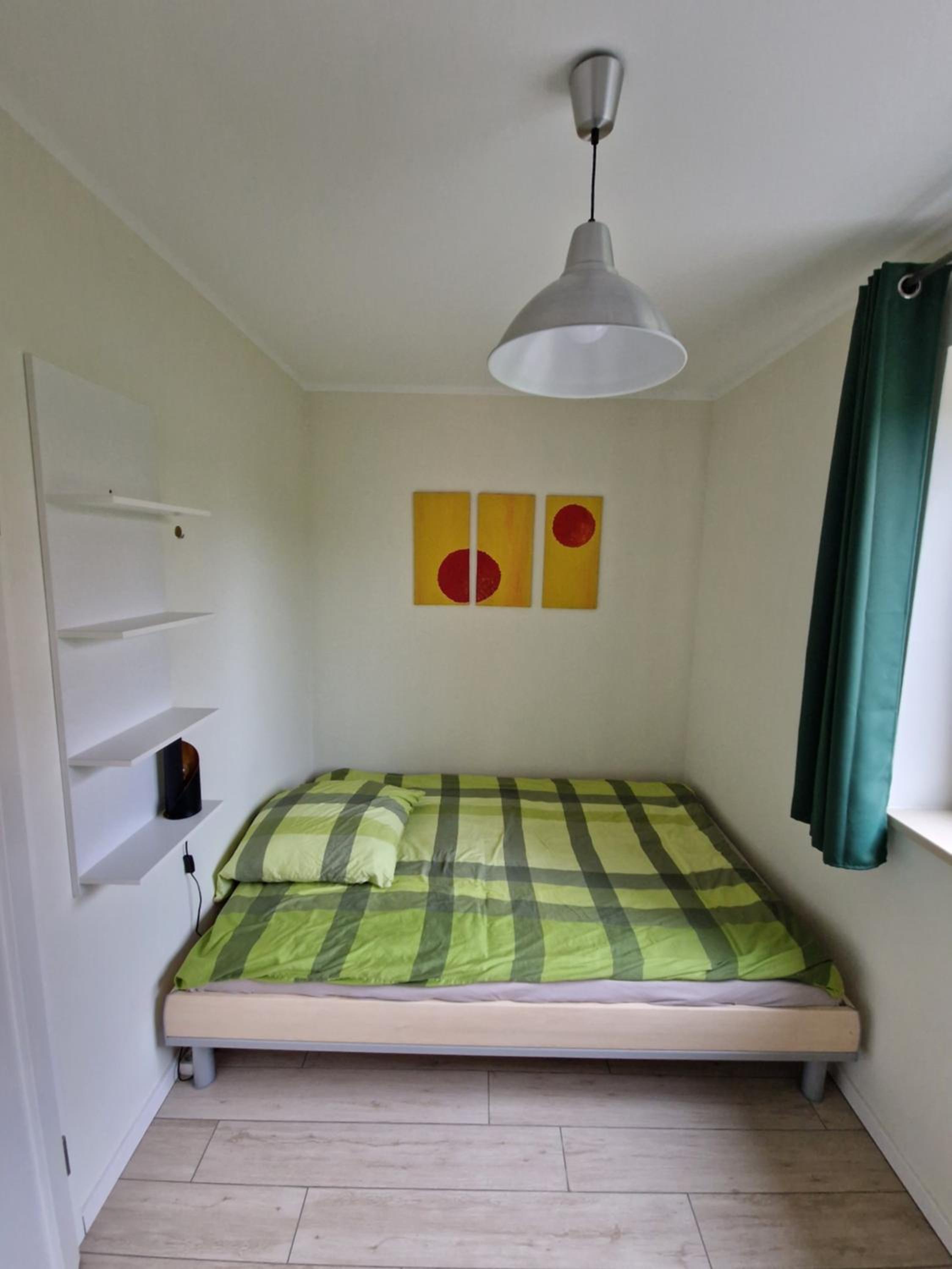 ruhige Einliegerwohnung+Terrasse