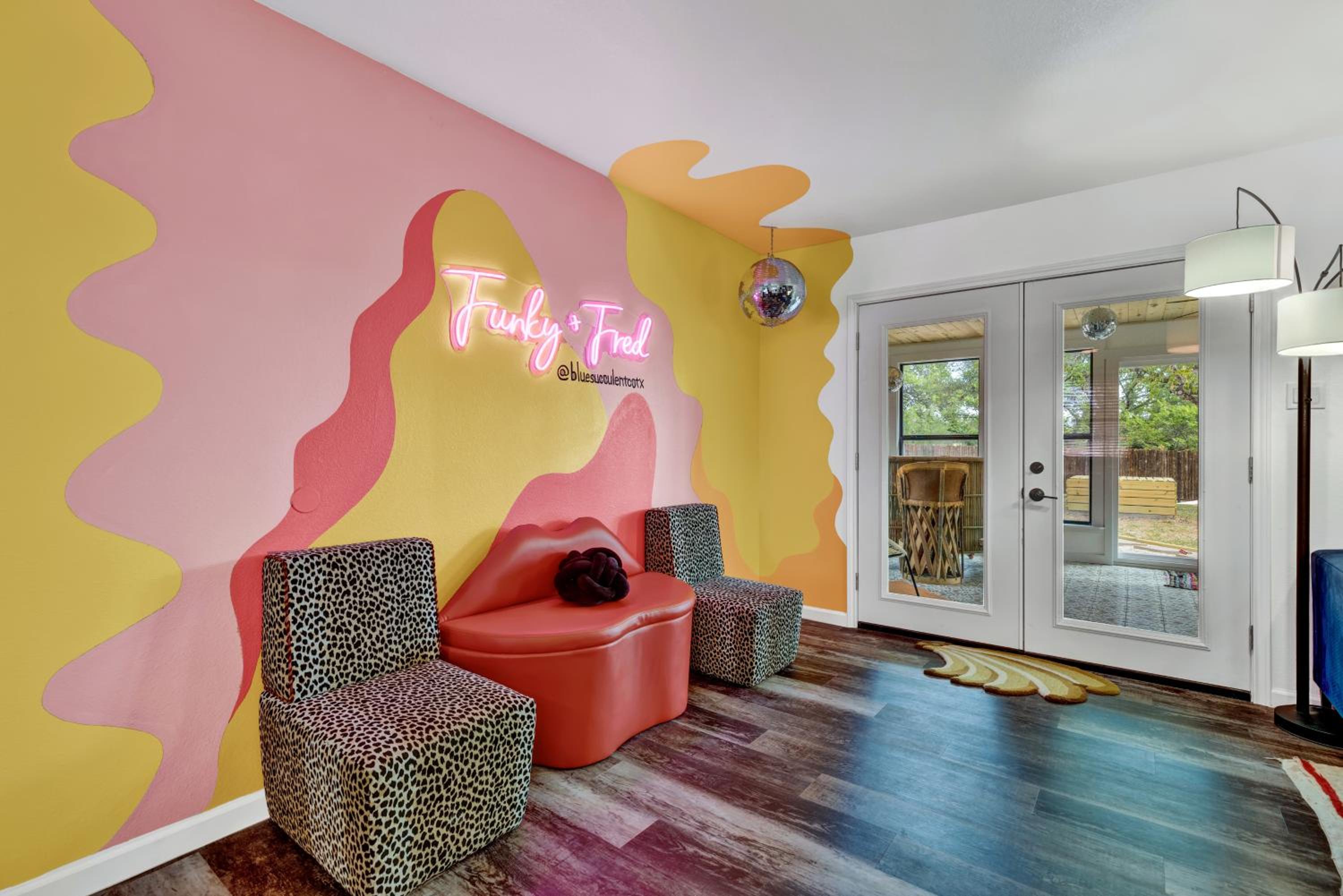Eclectic Fun Haus with Hot Tub - 3 Min Drive to Main view 5