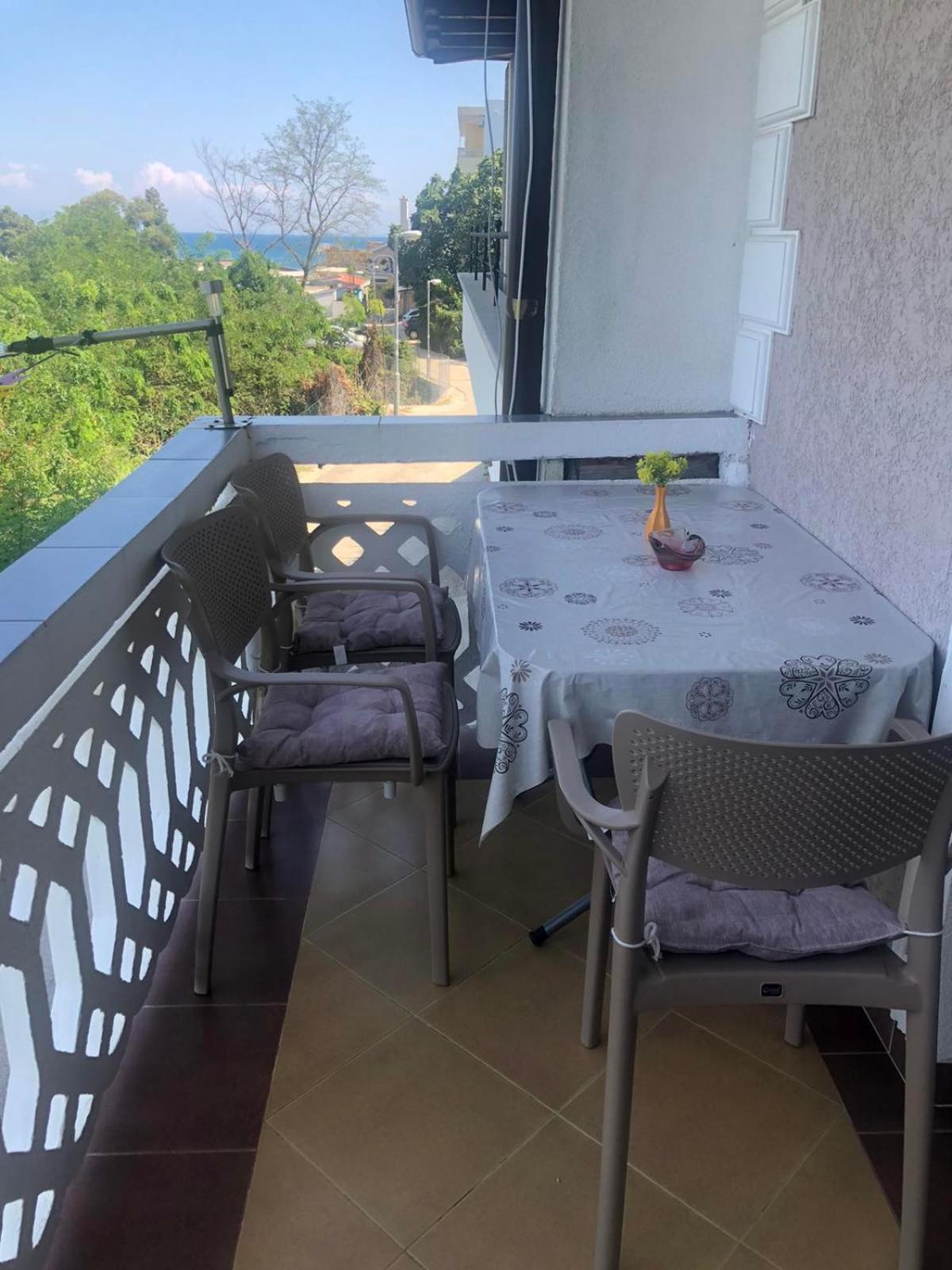 Becic Apartments