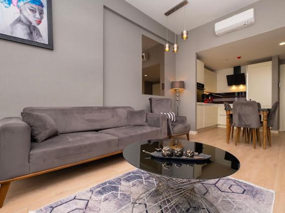 G Tower Residence at Divan Near To Mimar Sinan Metro Station