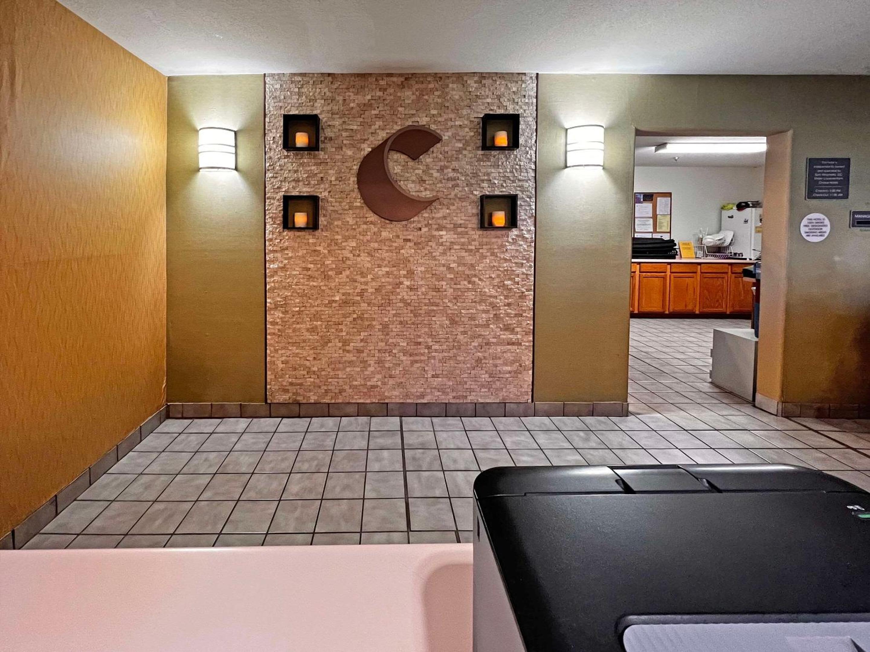 Comfort Inn Gallup I-40 Exit 20 view 5