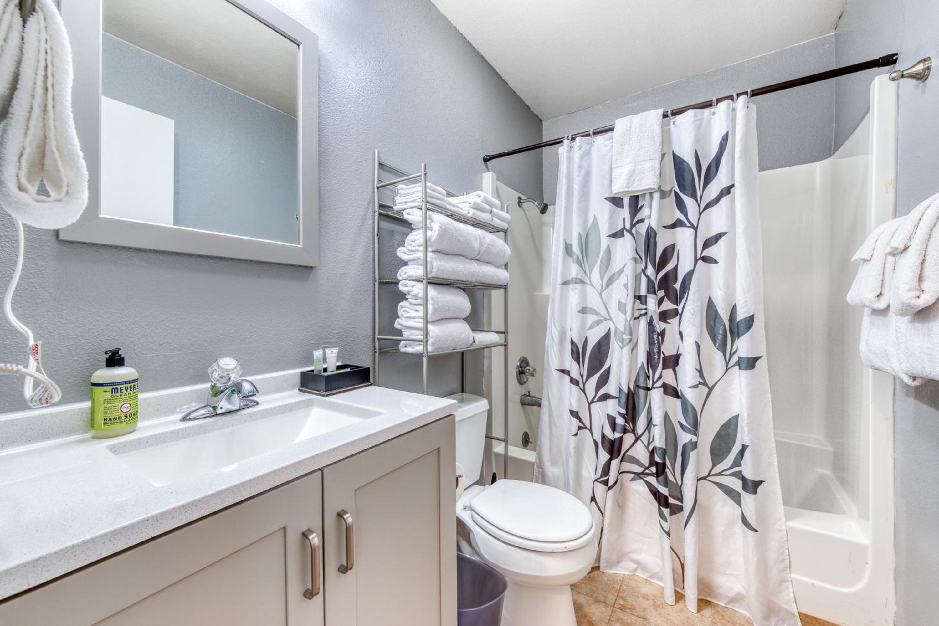 Sea Treasures Inn Units #101-104, #114, & #115