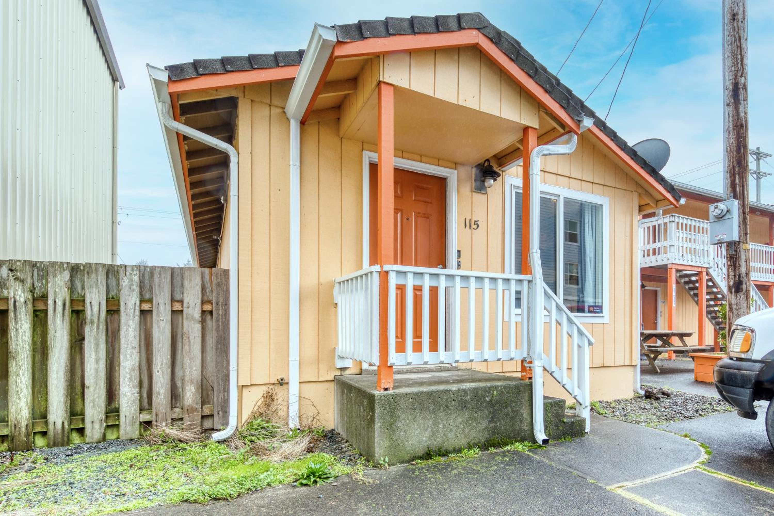 Sea Treasures Inn Units #101-104, #114, & #115