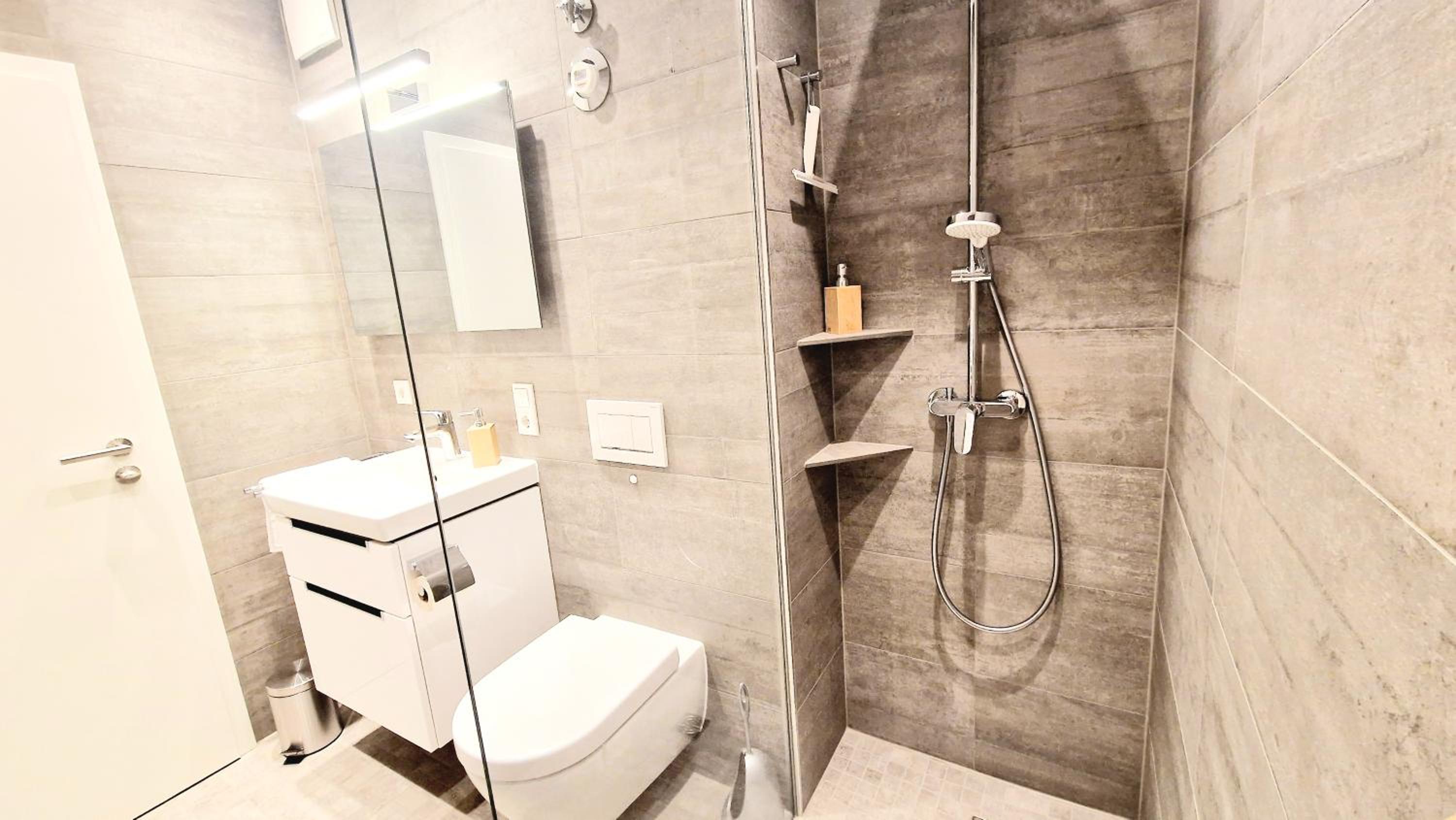 Industrie Stil Apartment unweit vom See
