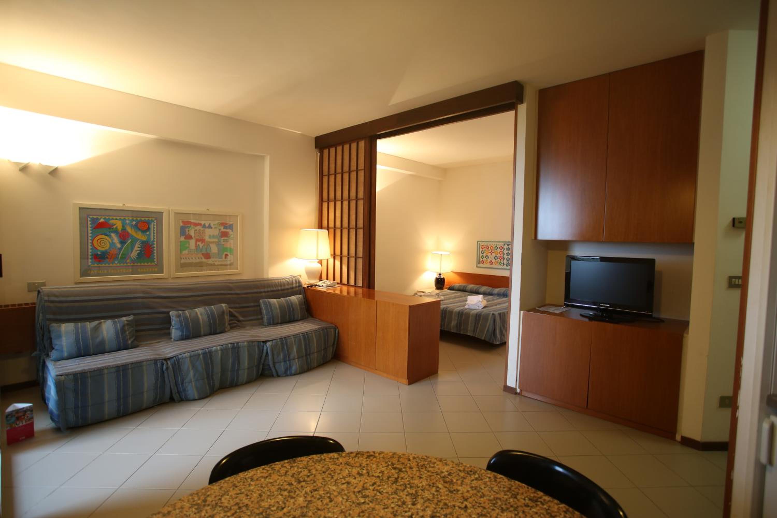 Holiday Homes Marina apartments