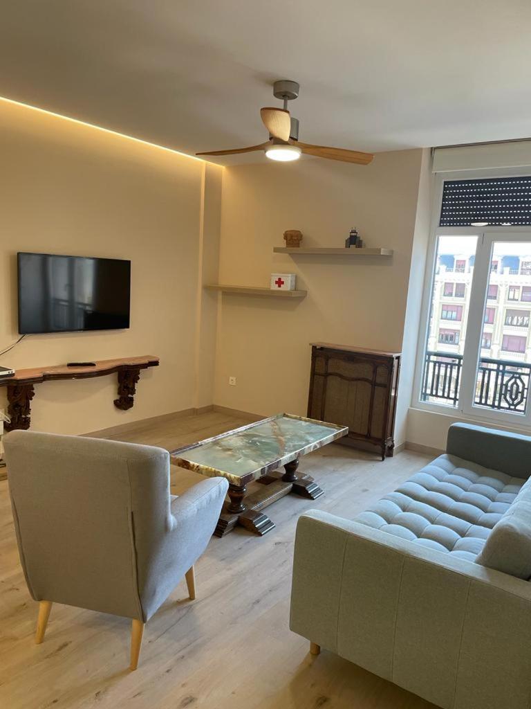 APARTAMENTOS GyC VISTAS A SANTO DOMINGO